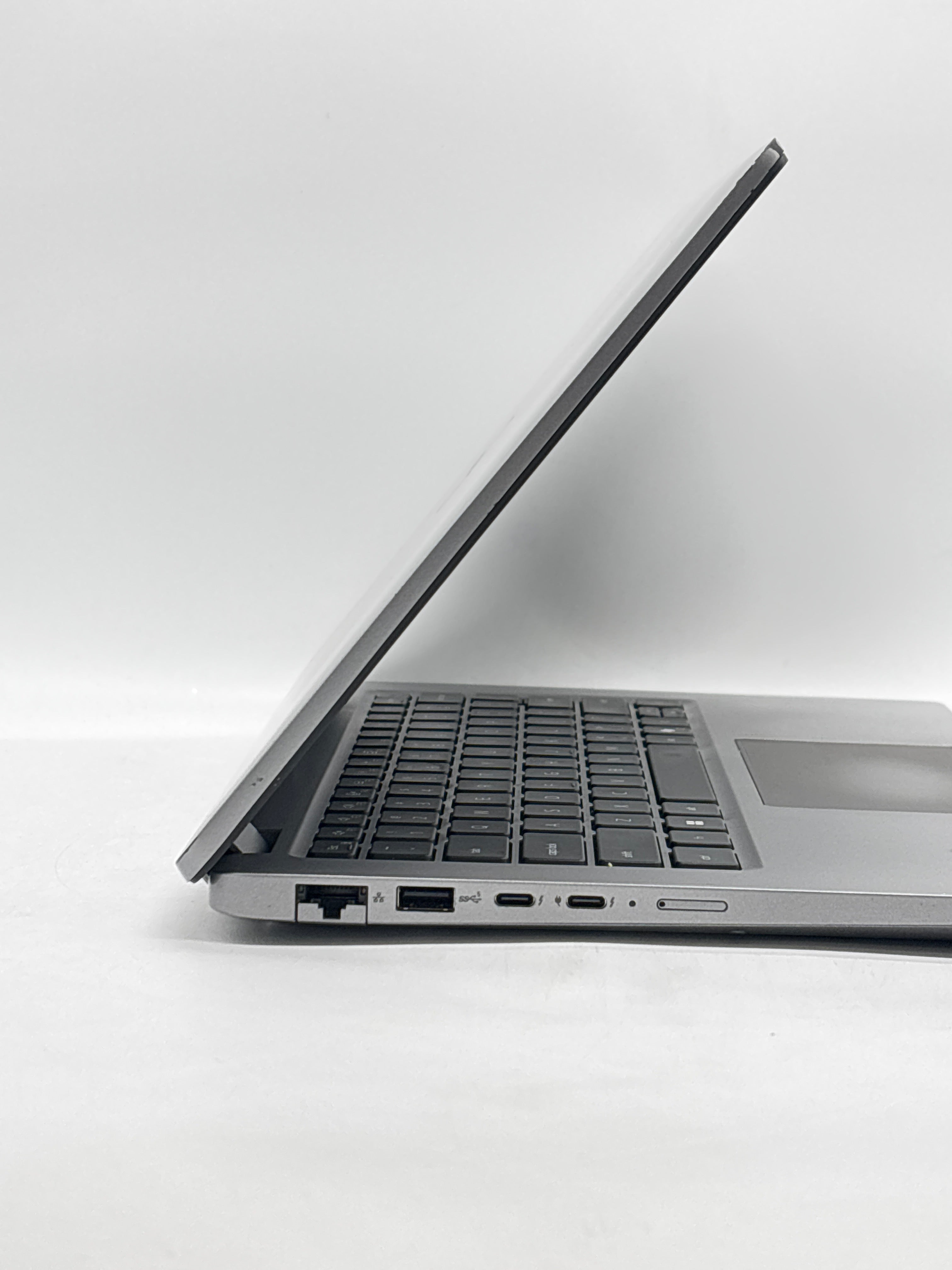 Dell Latitude 5450 Ultra 5 135U 16GB RAM 256GB SSD - Used