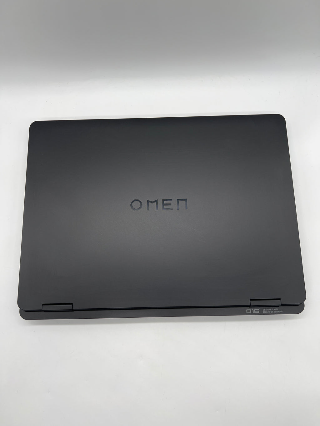 HP Omen 16 Gaming Laptop AMD Ryzen 9 8940HX 32GB RAM 1TB NVIDIA GeForce RTX 5060 - Used