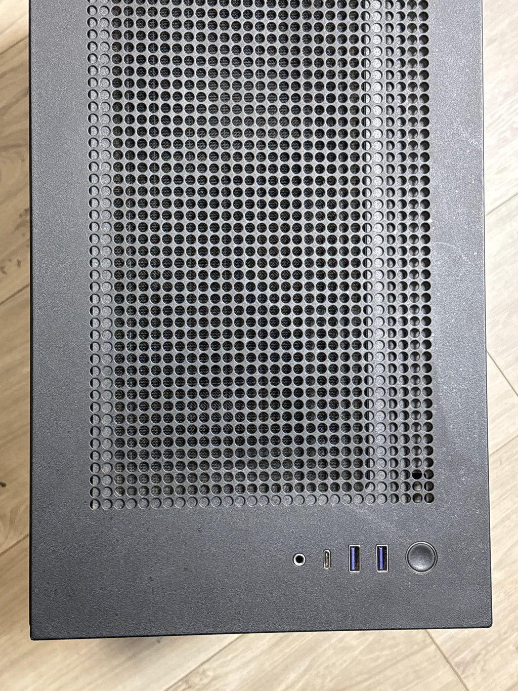 NZXT Custom Gaming Desktop Ryzen 9 7950X 48GB RAM 6TB SSD RTX 4070 12GB - Used