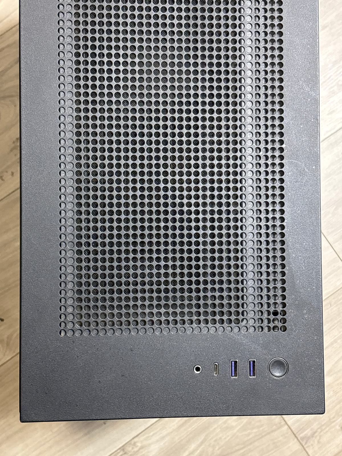 NZXT Custom Gaming Desktop Ryzen 9 7950X 48GB RAM 6TB SSD RTX 4070 12GB - Used
