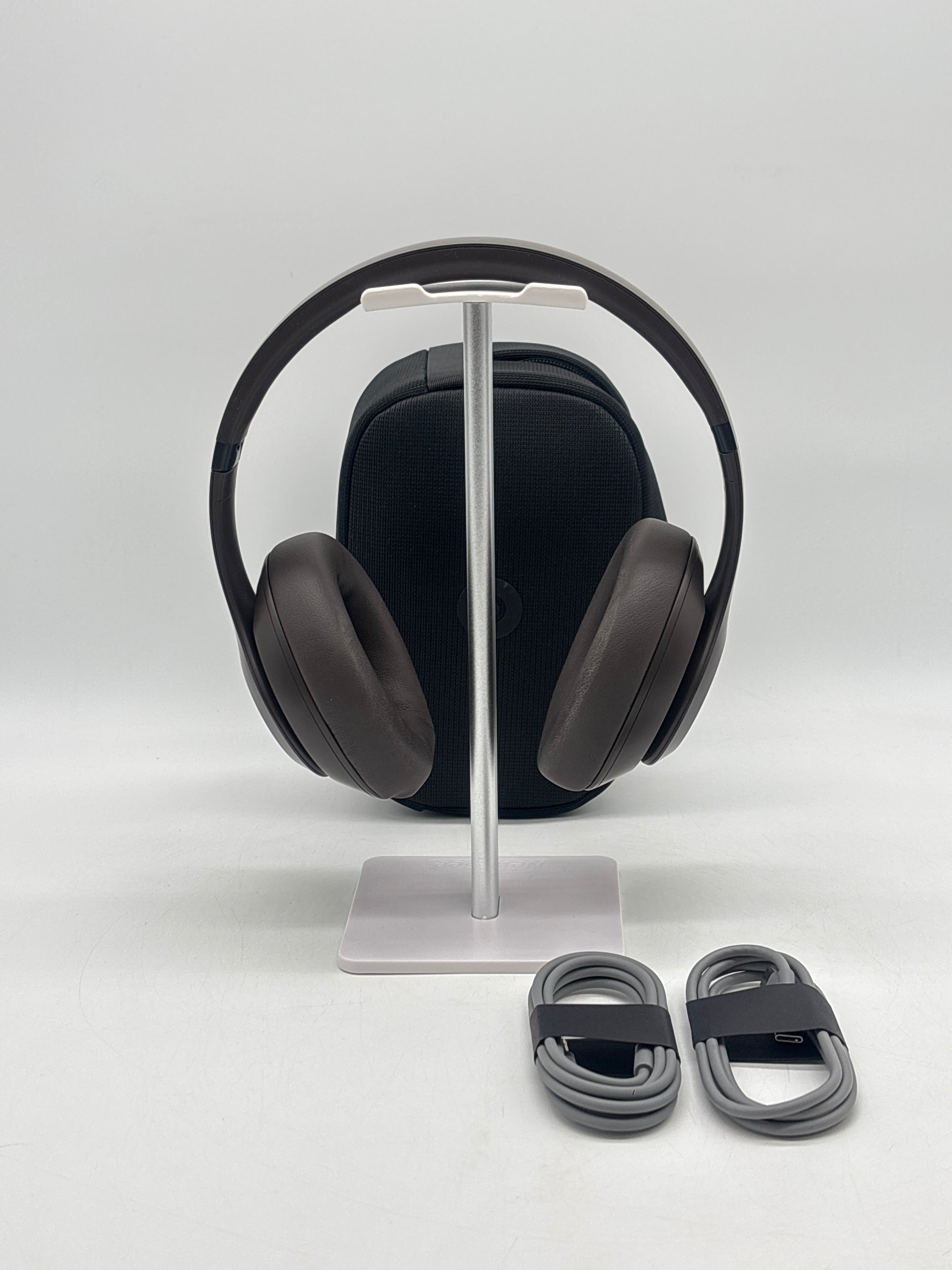 Beats Studio Pro Bluetooth Wireless Headphones