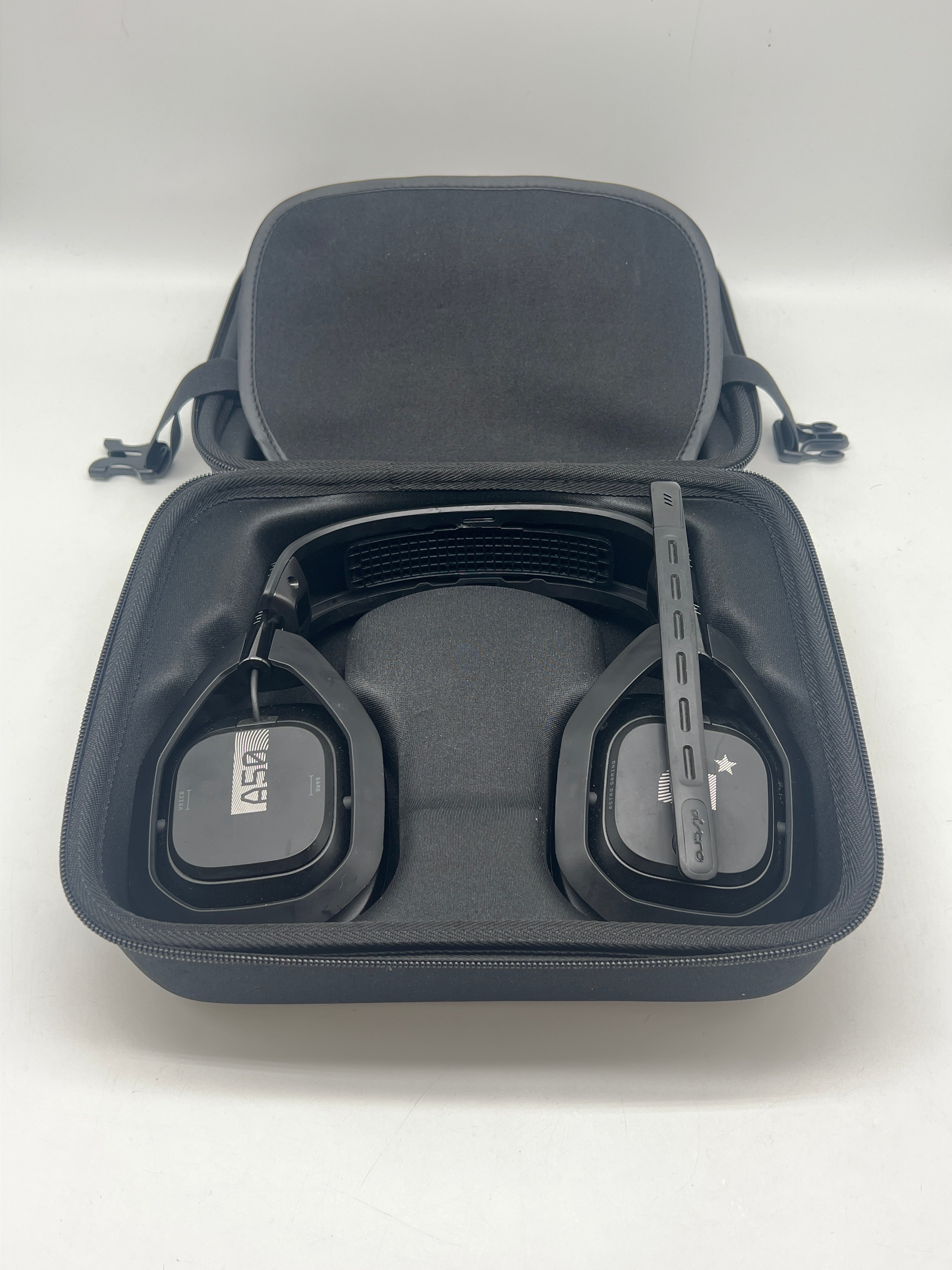 Astro A50 Wireless Headphones + Base Station Black - Used