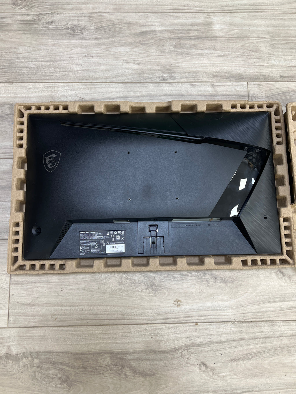 MSI MAG 255XFV 25 in FHD Monitor 250 Hz 3000:1 Contrast Black Used With Box