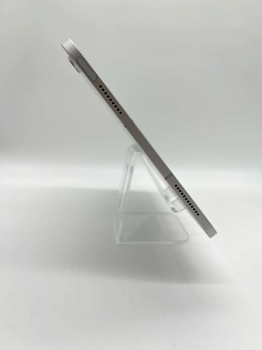Apple iPad 10th Gen A2757 10.9 inch 128GB Silver - For Parts