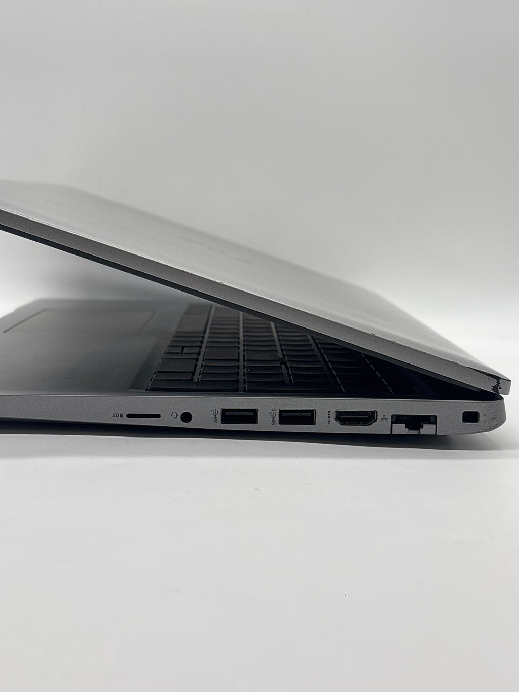 Dell Precision 3570 i7-1255U 16GB RAM 512GB SSD NVIDIA T550 - Cellular