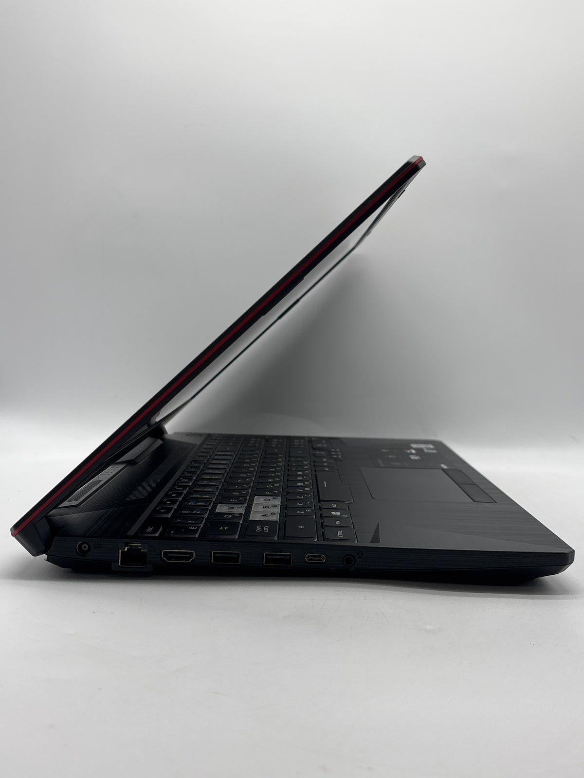 ASUS FX506L 15.6" Core i5-10300H 8GB RAM 512GB SSD GTX 1650 Black - Used