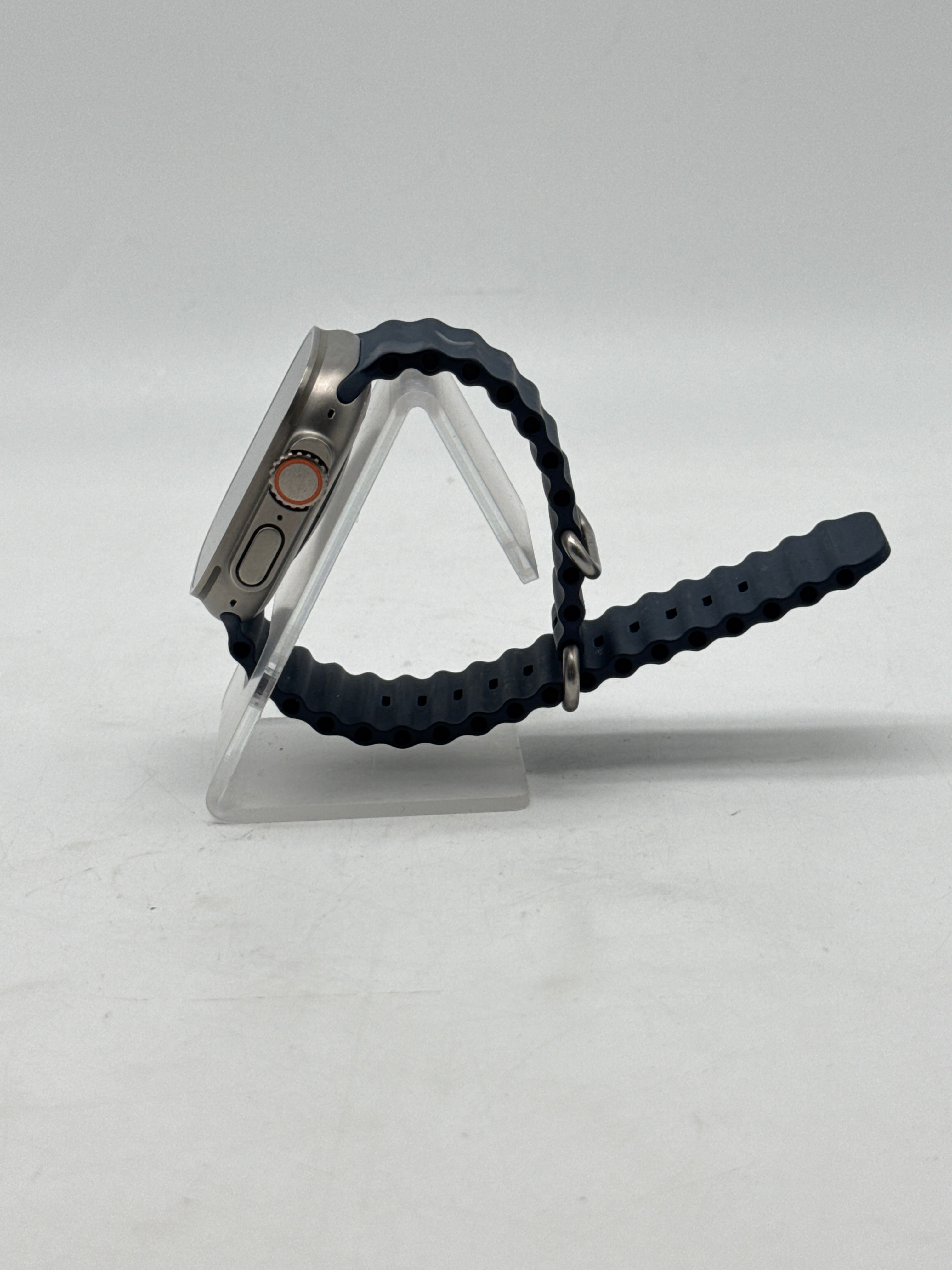 Apple Watch Ultra 2 A2986 49mm Titanium GPS + Cellular - Used