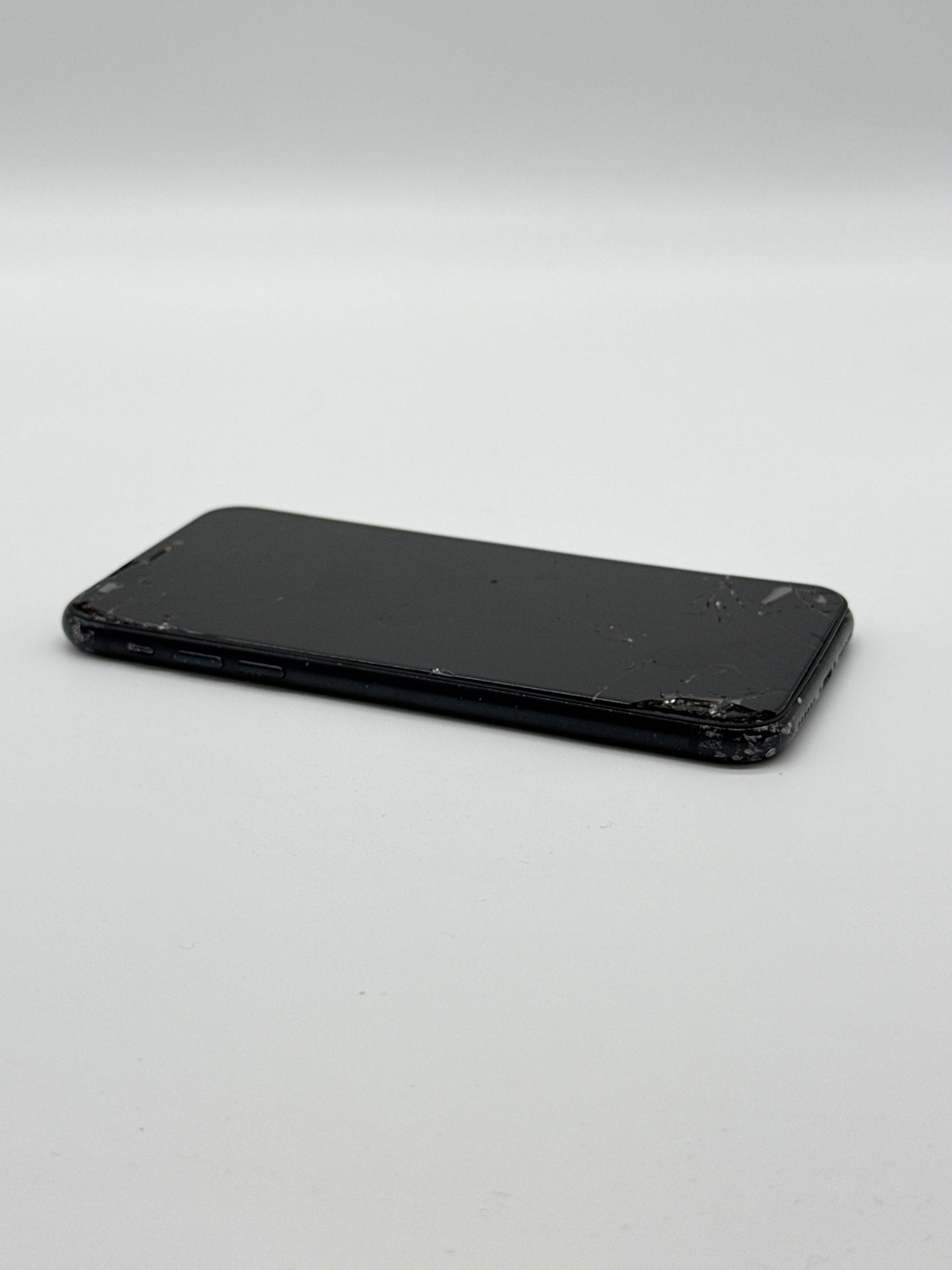 Apple iPhone XR 6.1" A1984 64GB Black Unlocked