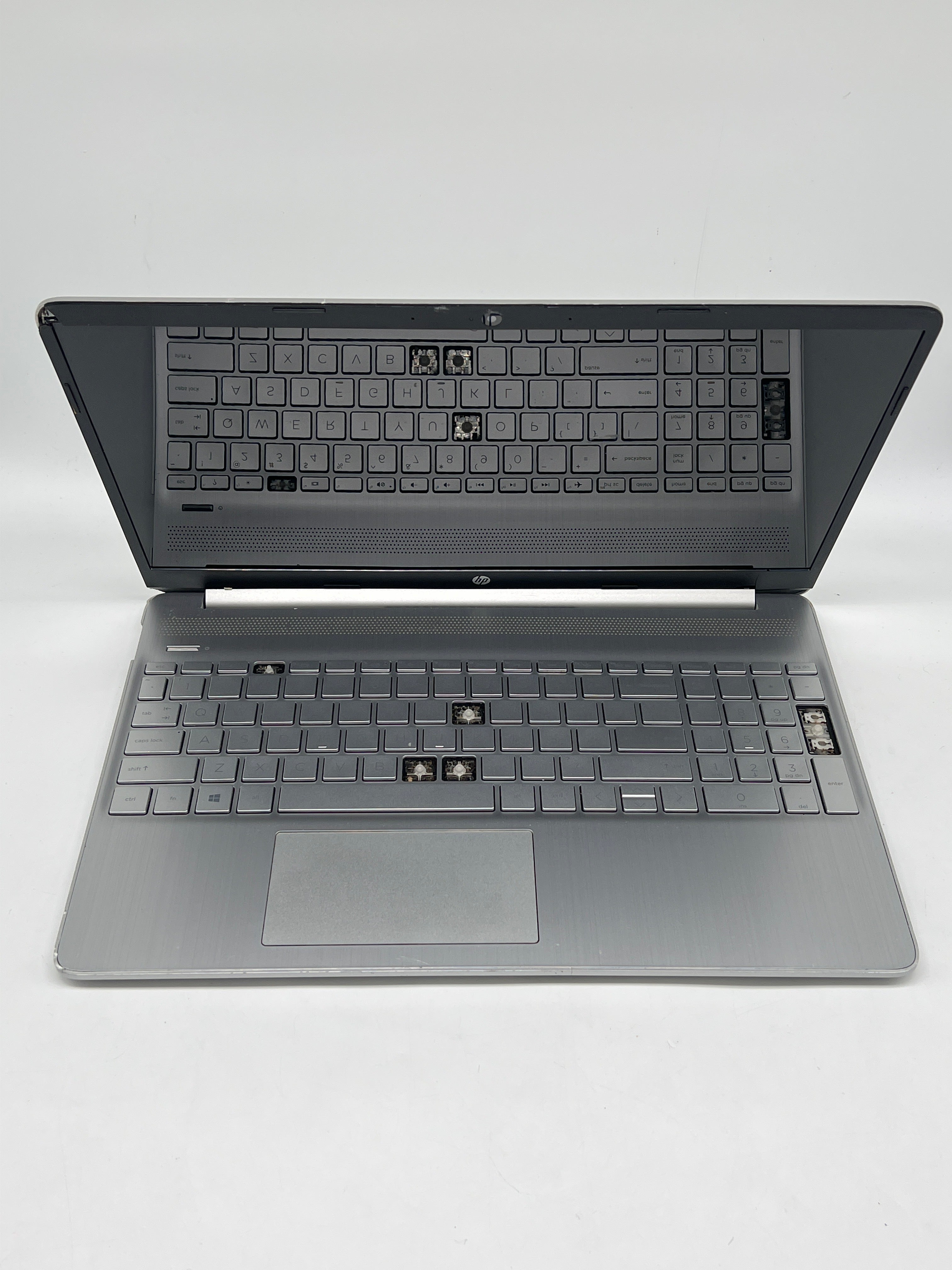 HP 15-ef1038nr AMD Athlon 3150u 4GB RAM 256GB SSD - For Parts (Read)