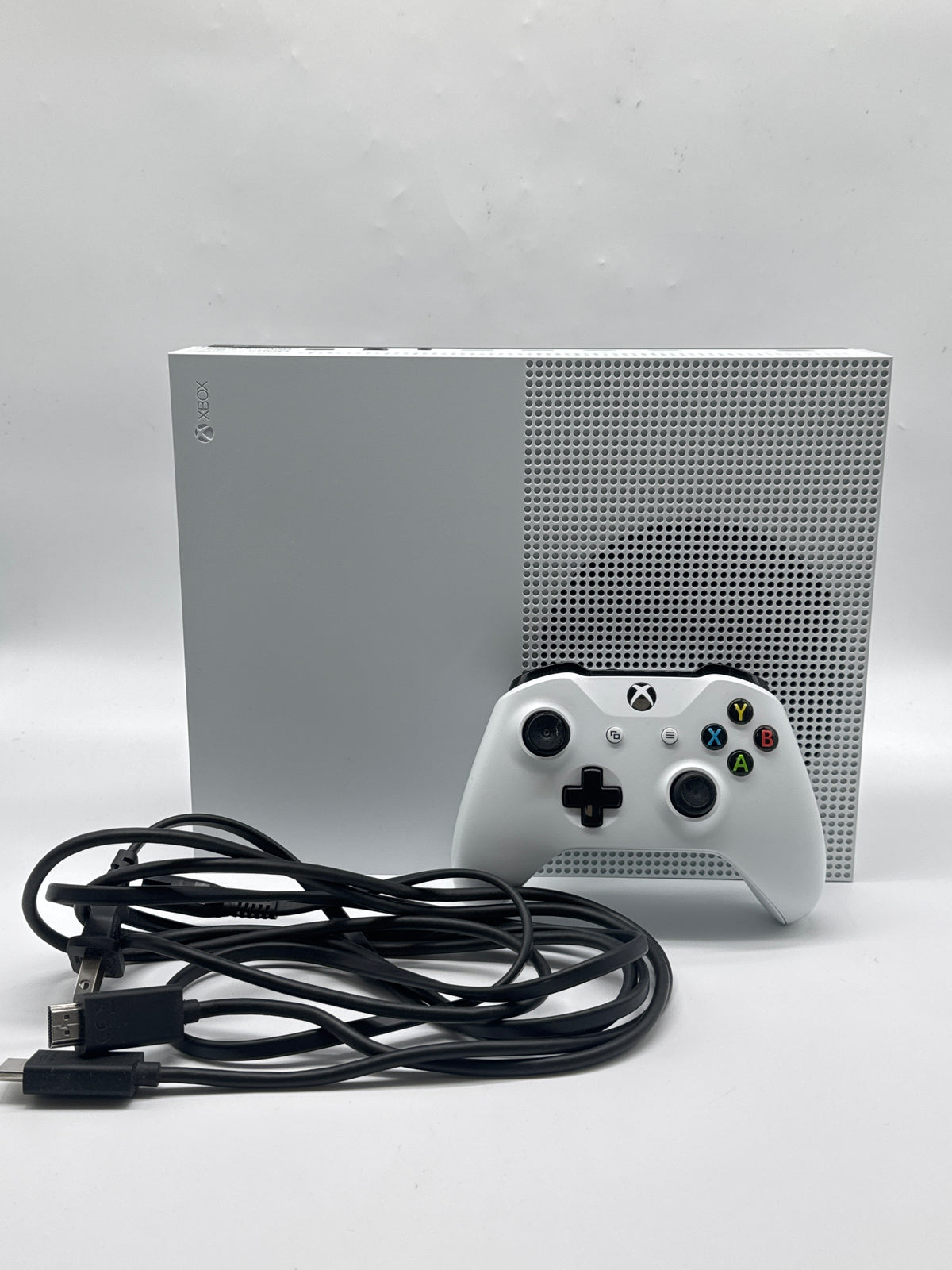 Microsoft Xbox One S 1TB White w/ Controller - Used