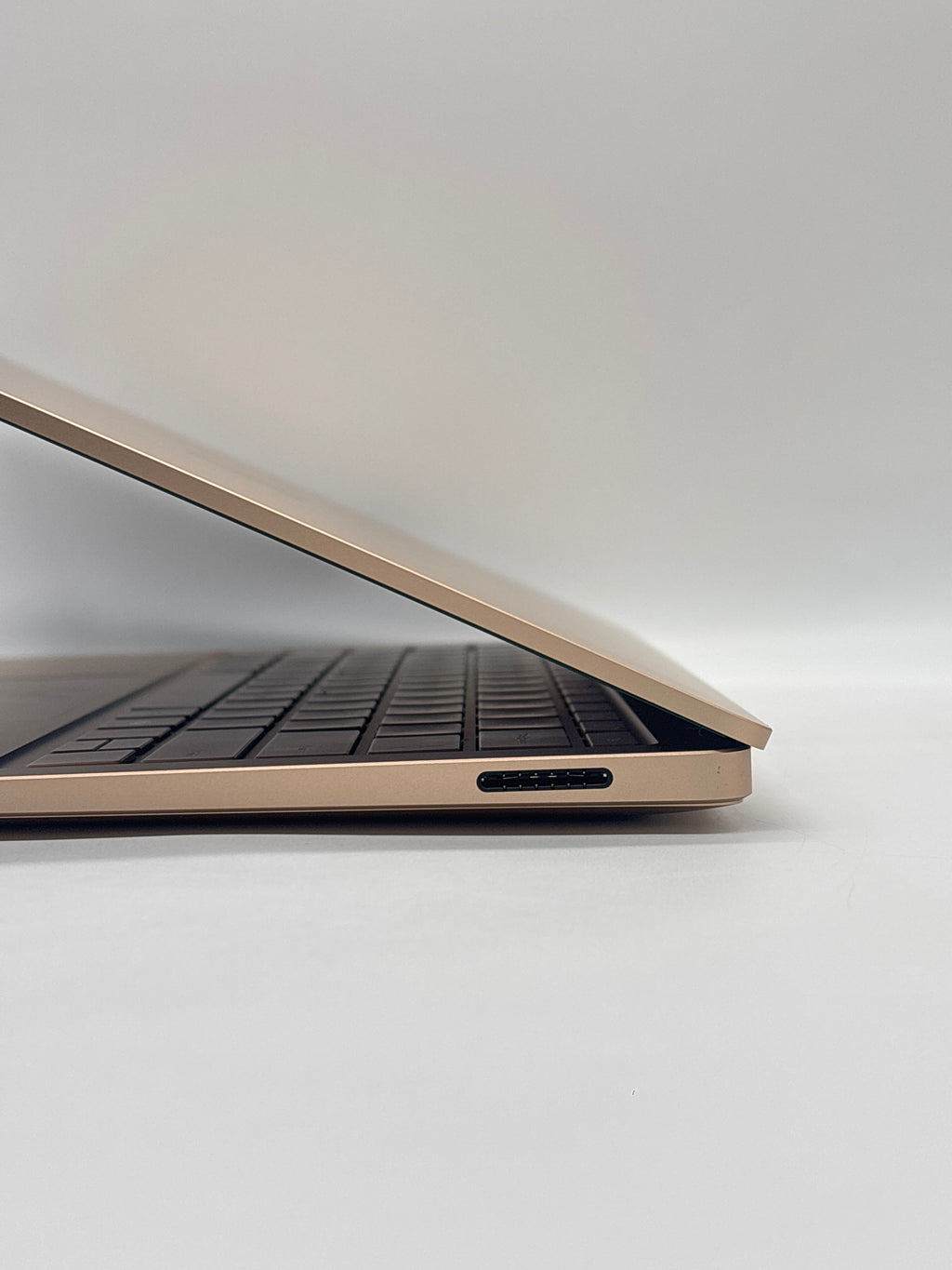 Microsoft Surface Laptop 7 2036 Snapdragon X 16GB RAM 1TB SSD - Used