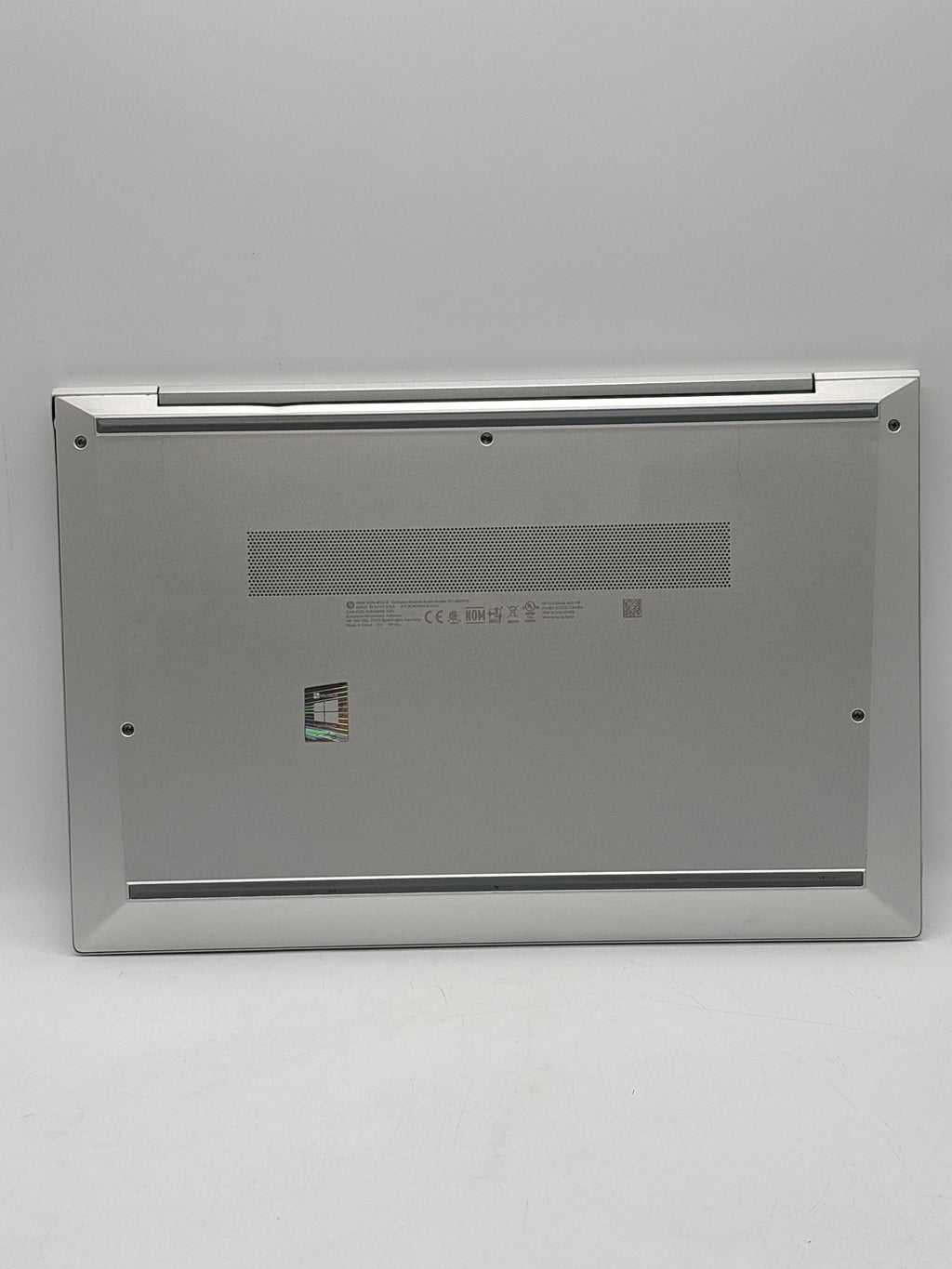 HP EliteBook 845 G8 Ryzen 5 Pro 5650U 16GB RAM 512GB SSD - For Parts (Read DESC)