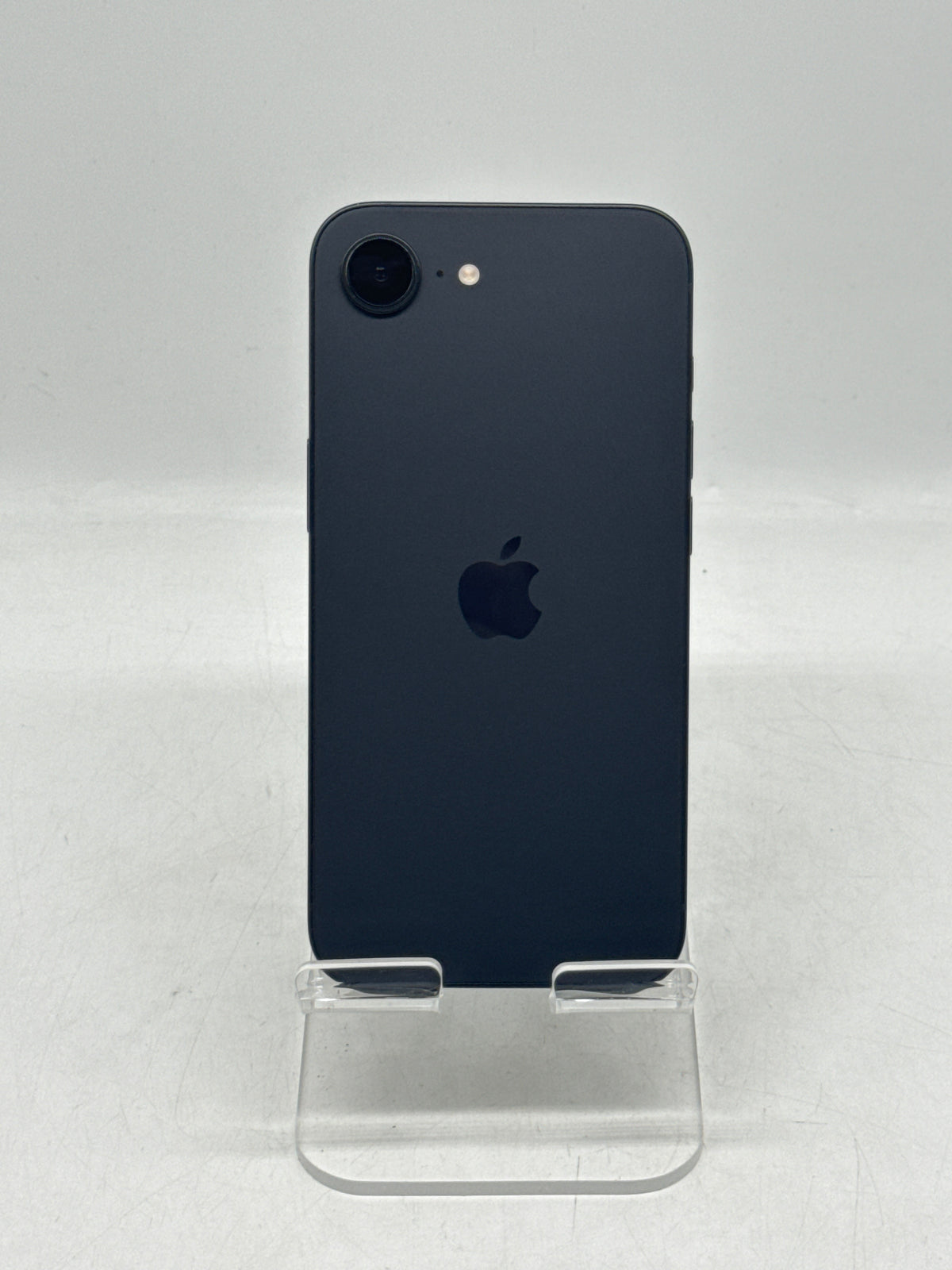 Apple iPhone 16e 128GB 5G Network Unlocked Black - Used
