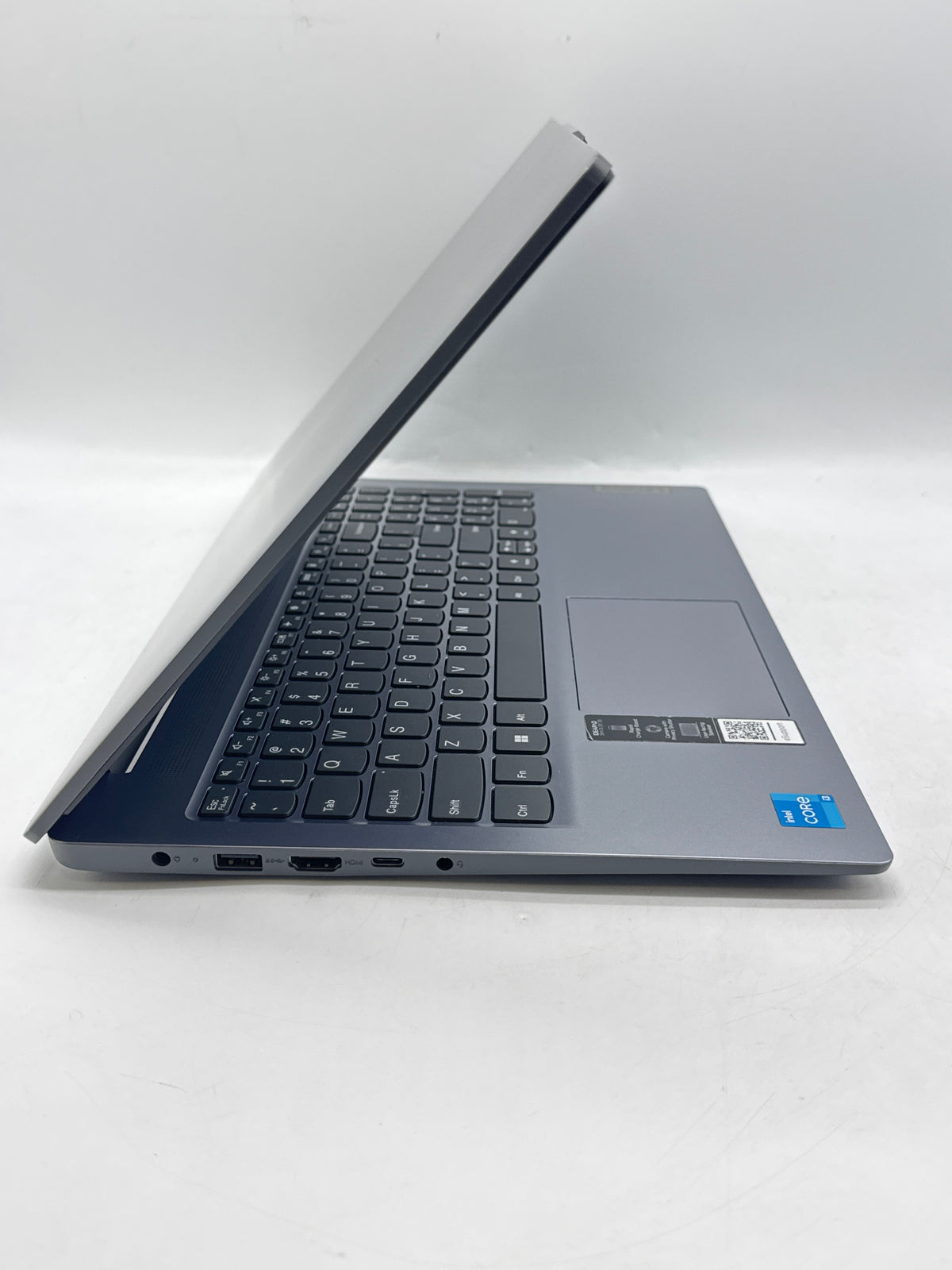Lenovo IdeaPad Slim 3 15IAN8 Core i3 N305 8GB RAM 128GB SSD 15in - Used