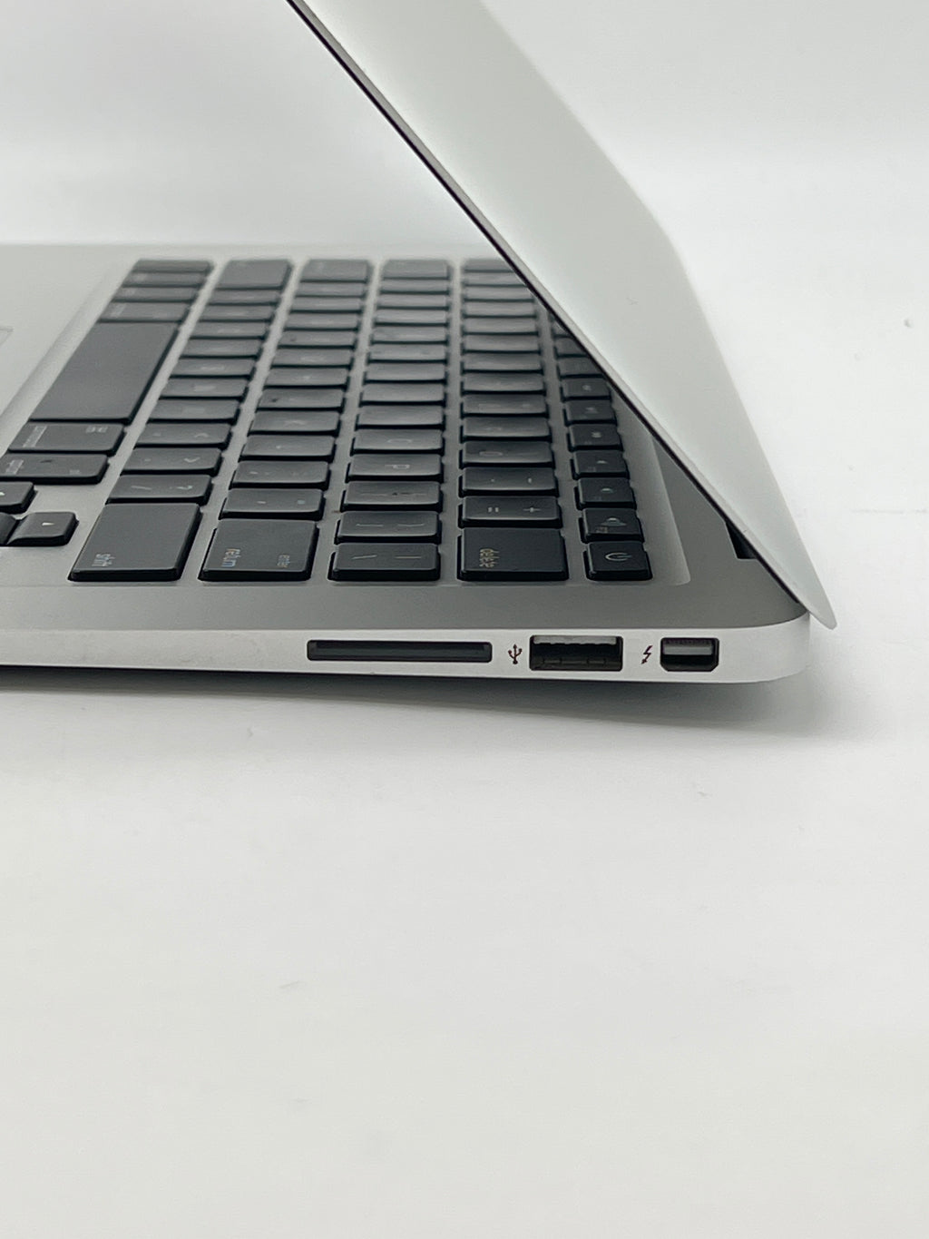 Apple MacBook Air 13" A1466 2013 i7 8GB RAM 512GB Flash Storage - Used