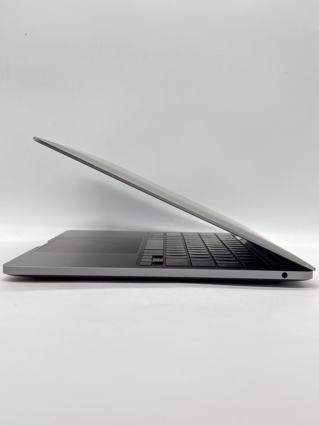 Apple MacBook Pro A2338 M1 8GB RAM 256GB SSD - For Parts (Display Line)