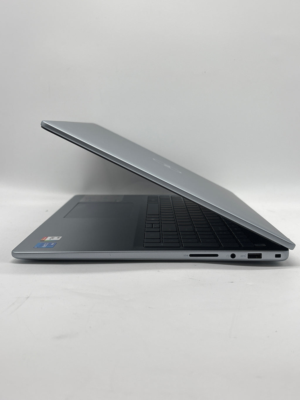 Dell Inspiron 16 5640 16" Core i5-1334U 16GB RAM 512GB SSD - Used