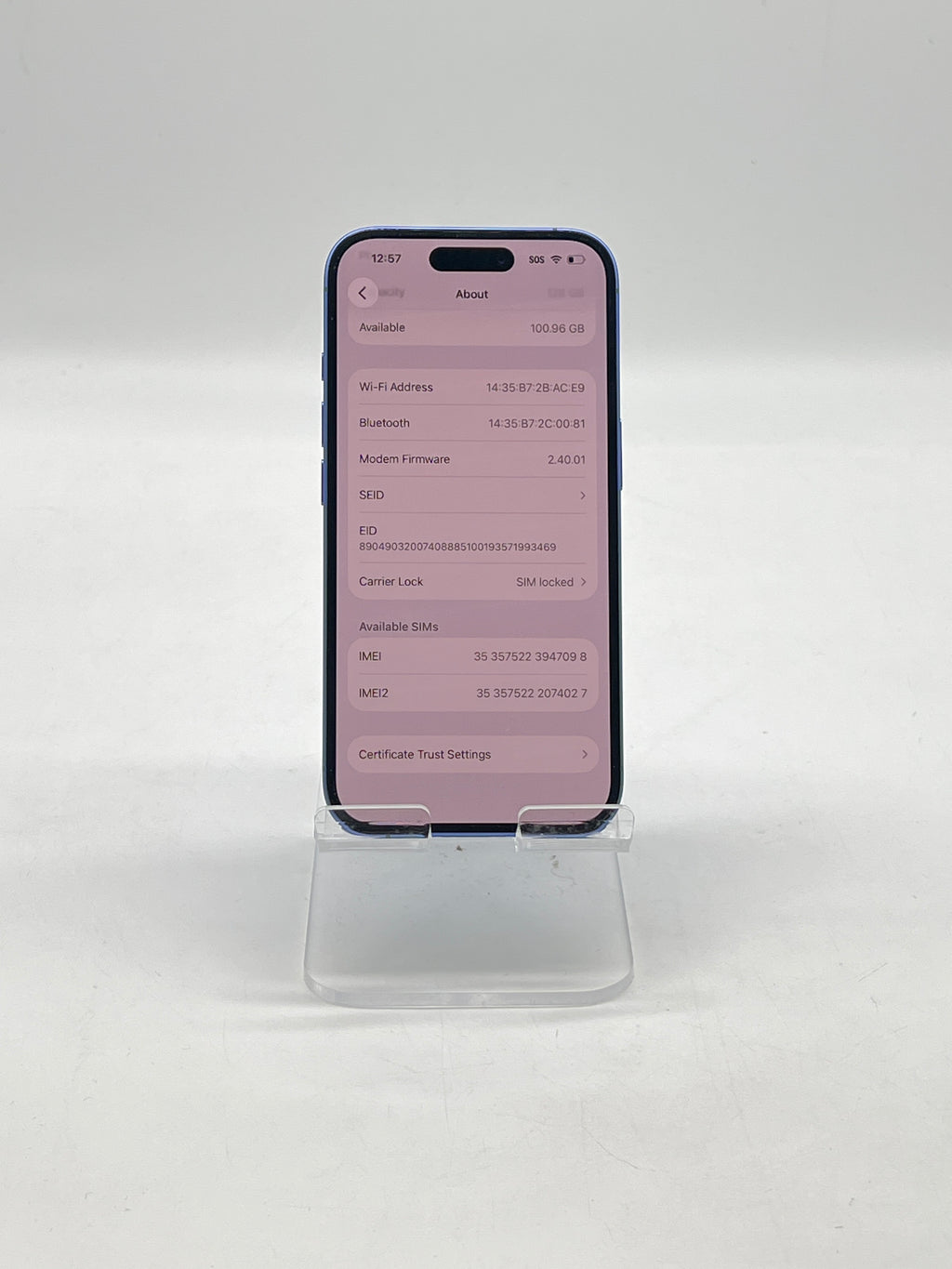 Apple iPhone 16 128GB T-Mobile used A back cracked