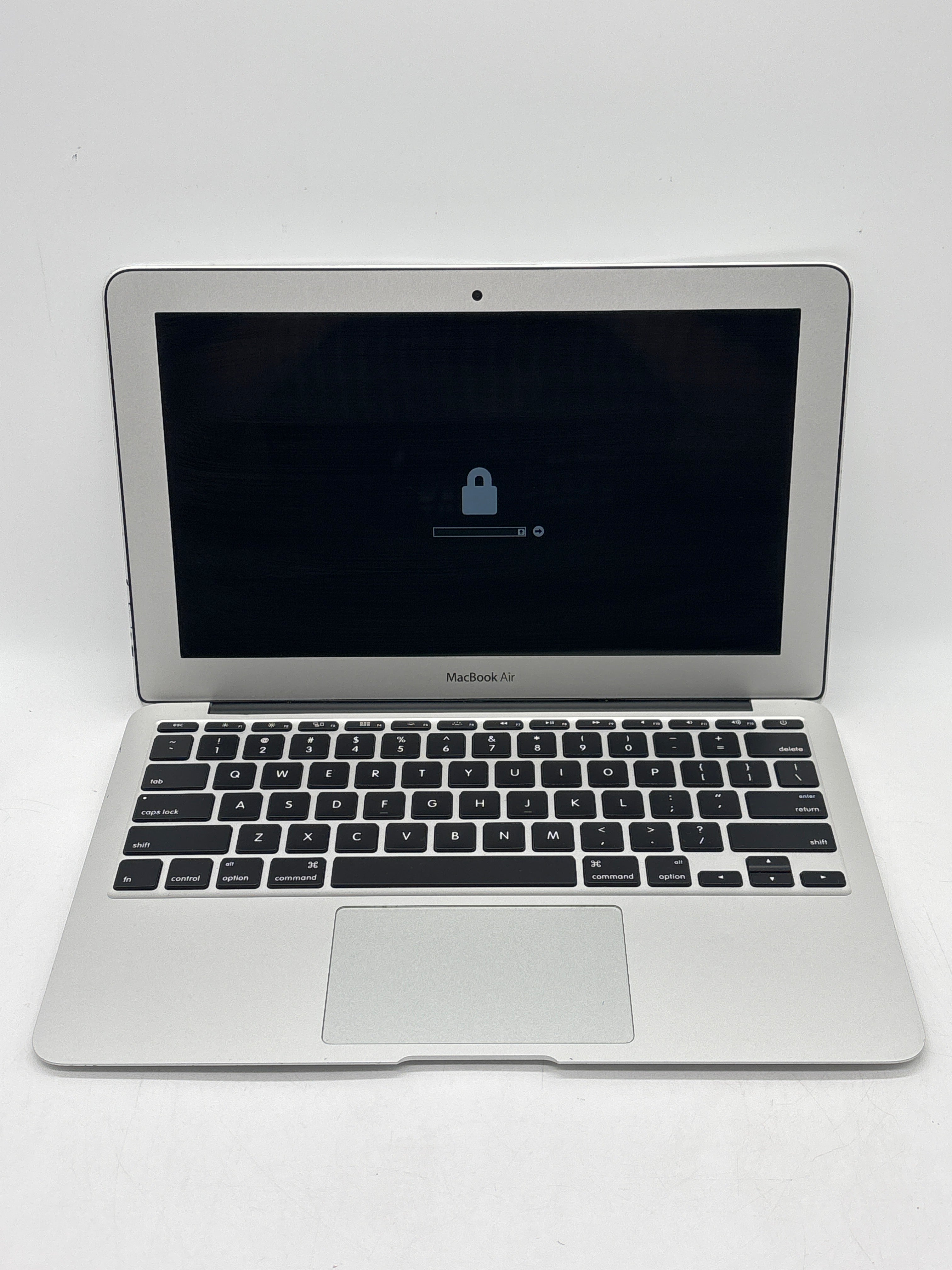 Apple MacBook Air A1465 i5 4GB RAM 128GB SSD - For Parts (Firmware Locked)