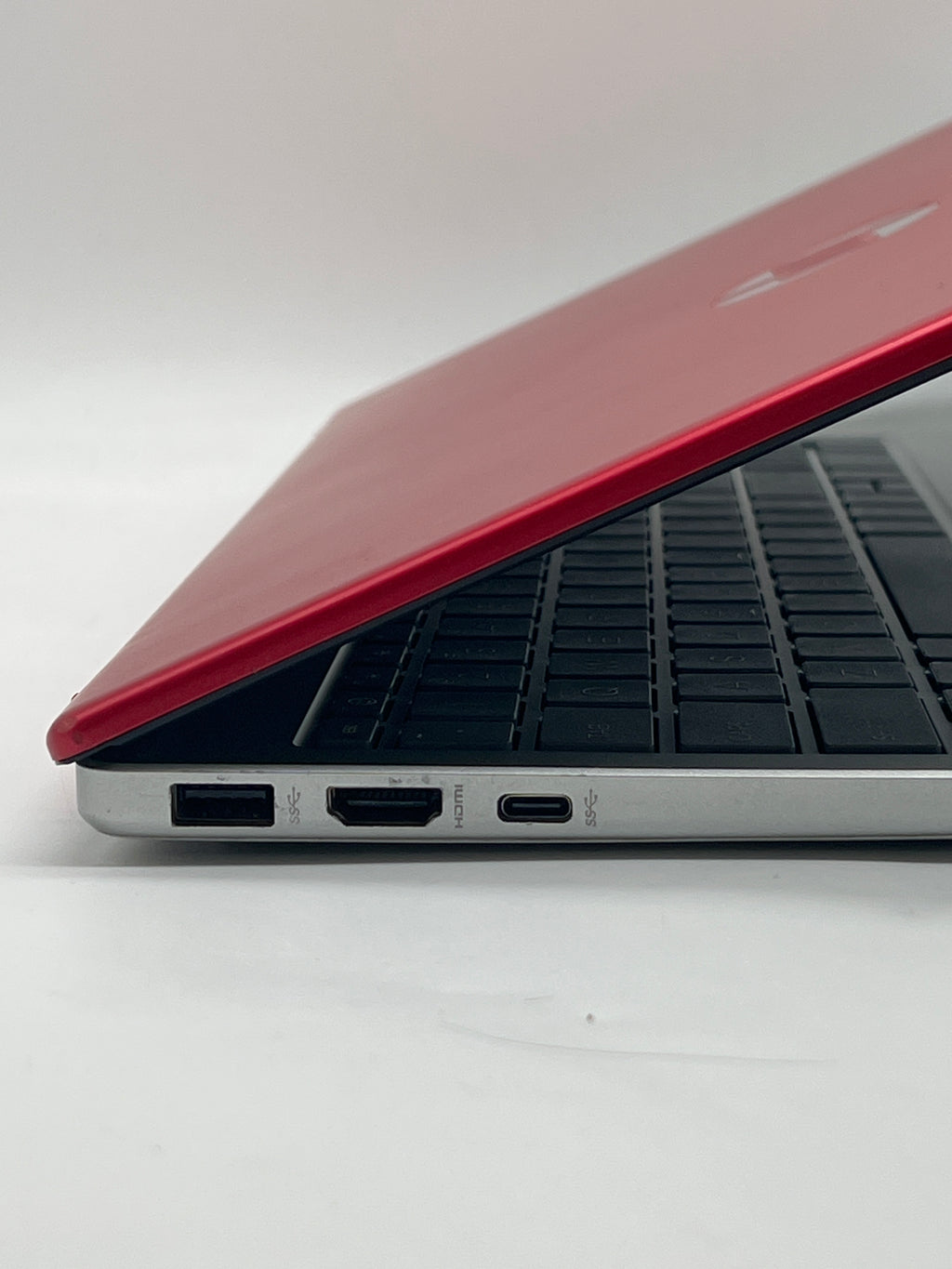 HP 15-fd0083wm 15" Intel N200 4GB RAM 128GB UFS Red - Used