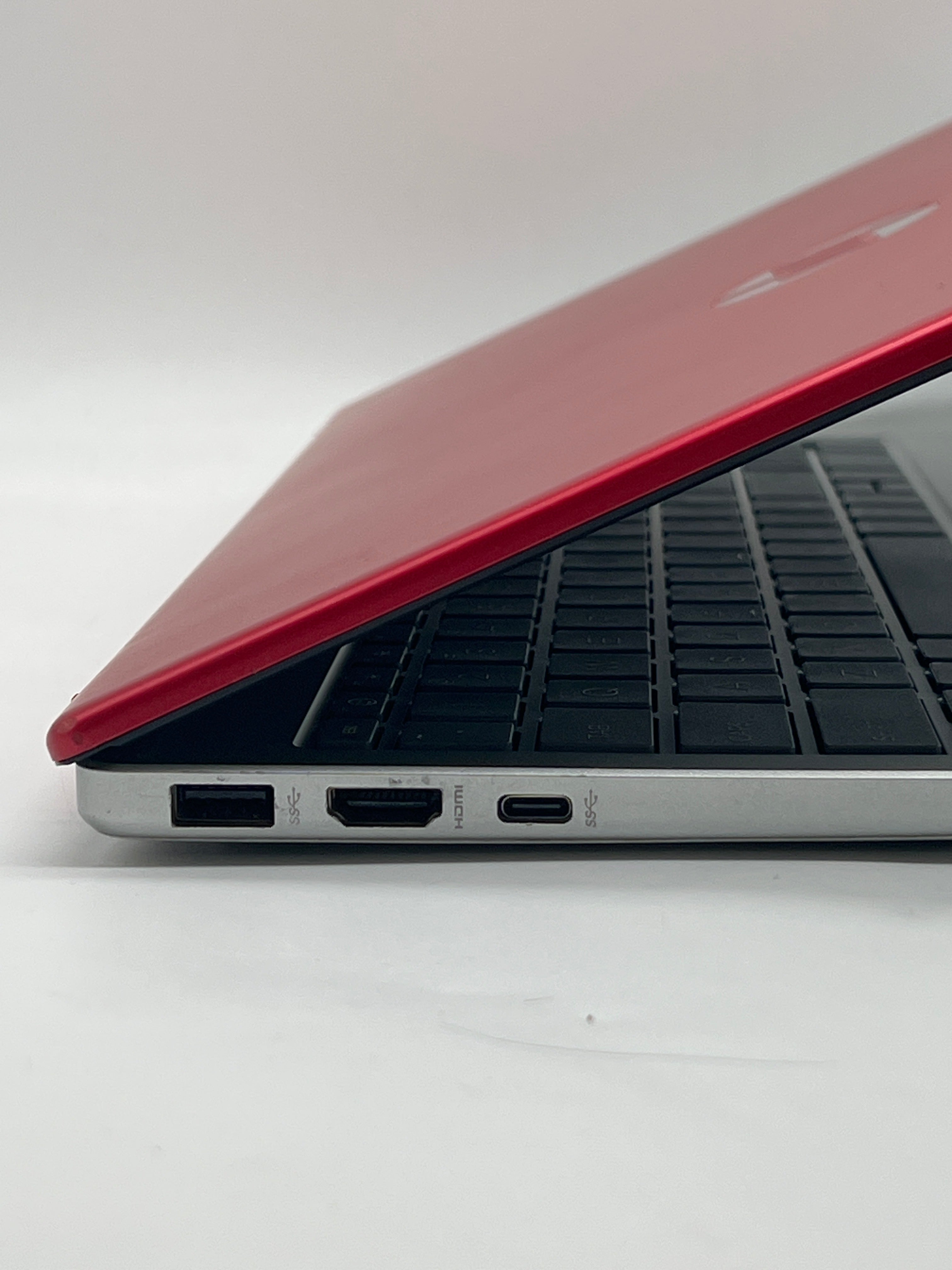 HP 15-fd0083wm 15" Intel N200 4GB RAM 128GB UFS Red - Used