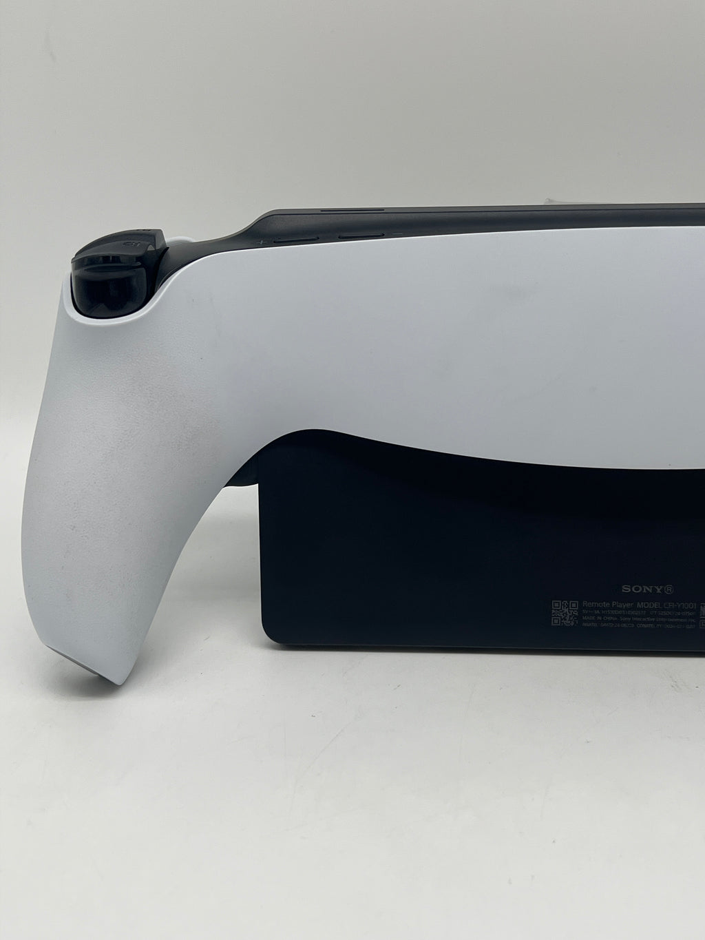 Sony PlayStation Portable Console CFI-Y1001 White - Used