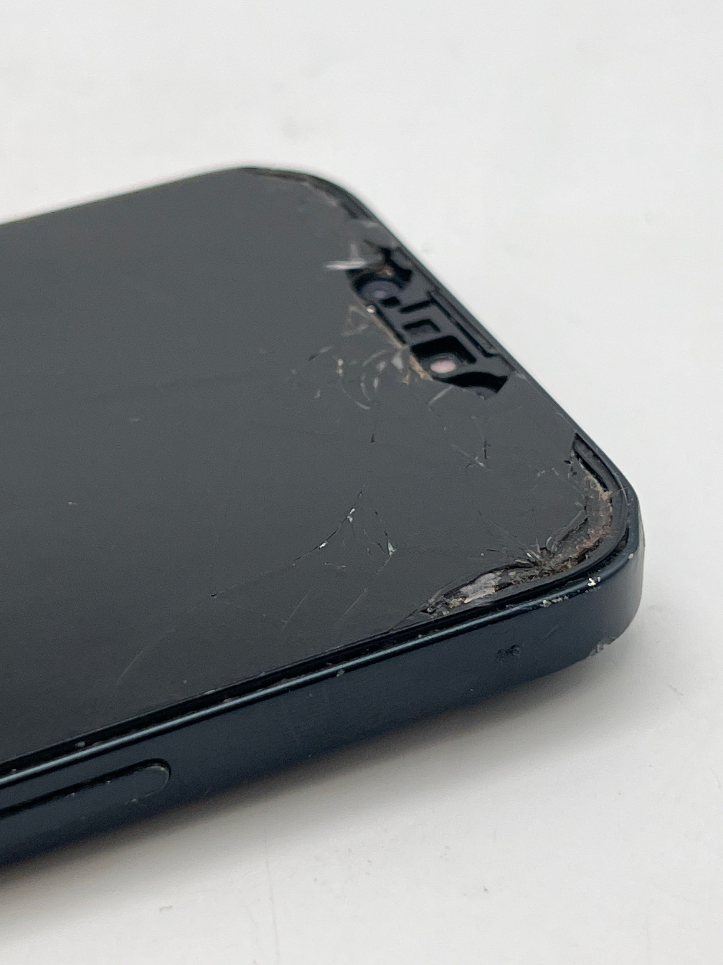ATT Apple iPhone 14 128GB Midnight - Cracked Back And Screen
