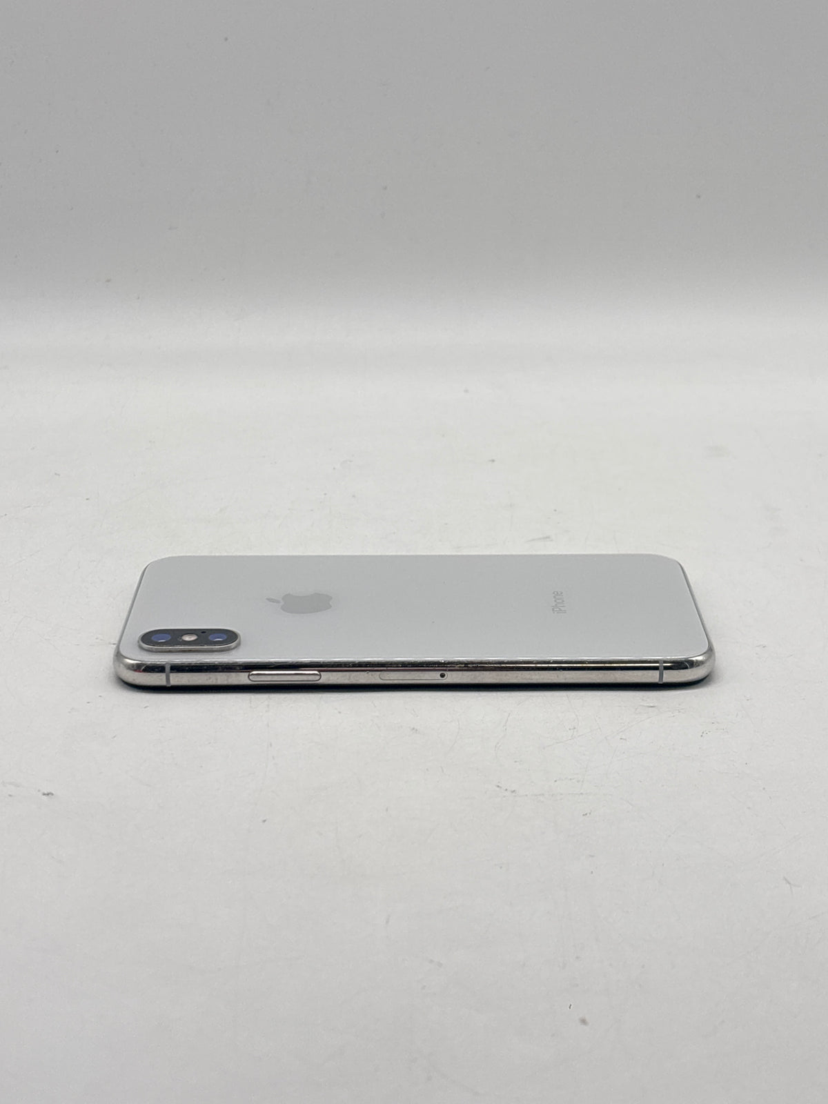 Apple iPhone X 5.8" A1865 256GB AT&T Only Silver - Cracked Camera Lens