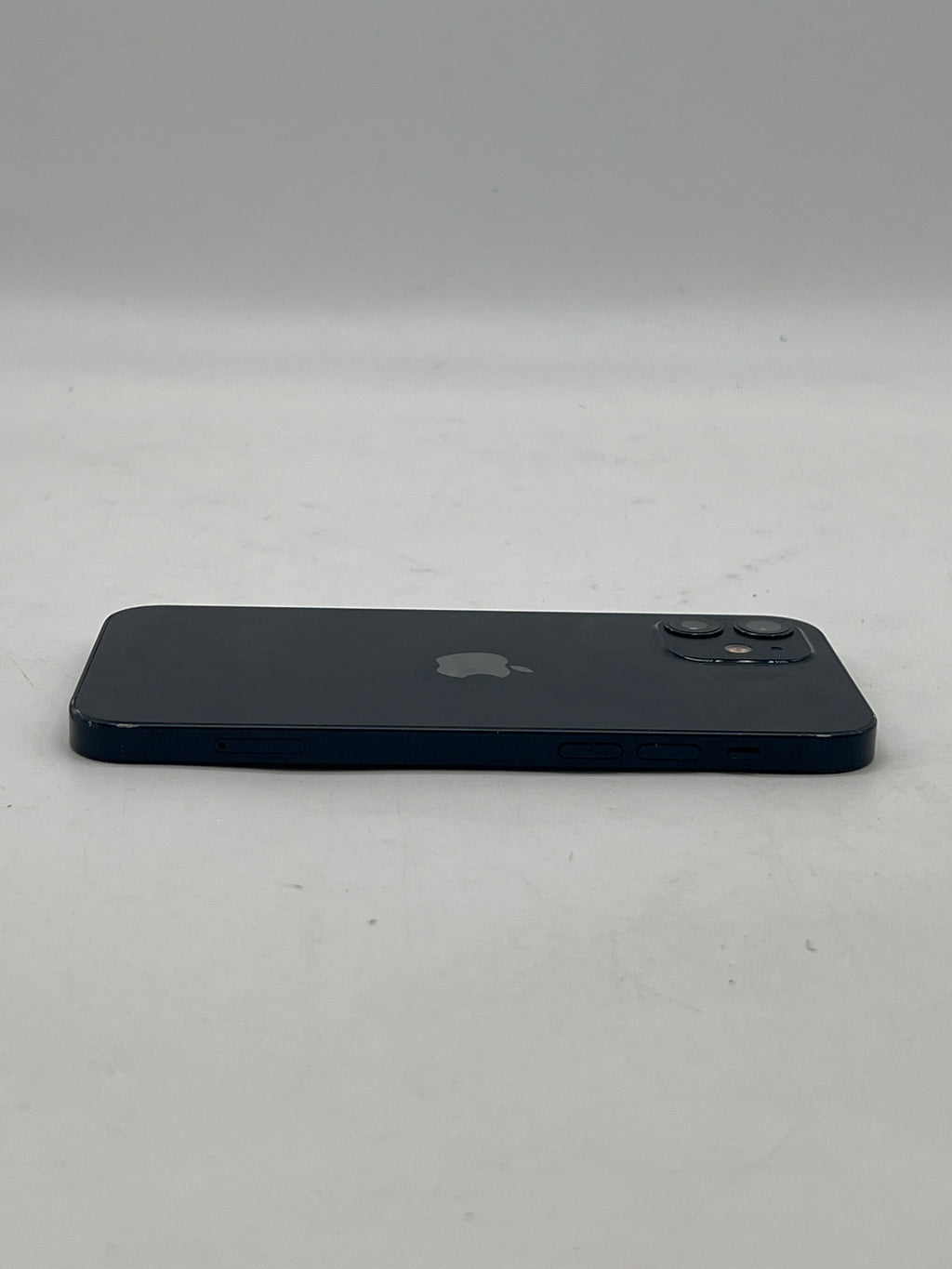 Apple iPhone 12 64GB Black Unlocked A2172 - Used