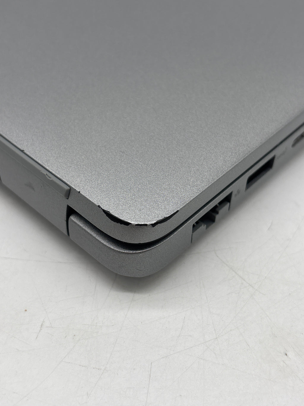 Dell Latitude 5450 Ultra 5 135U 16GB RAM 256GB SSD 14in - Used
