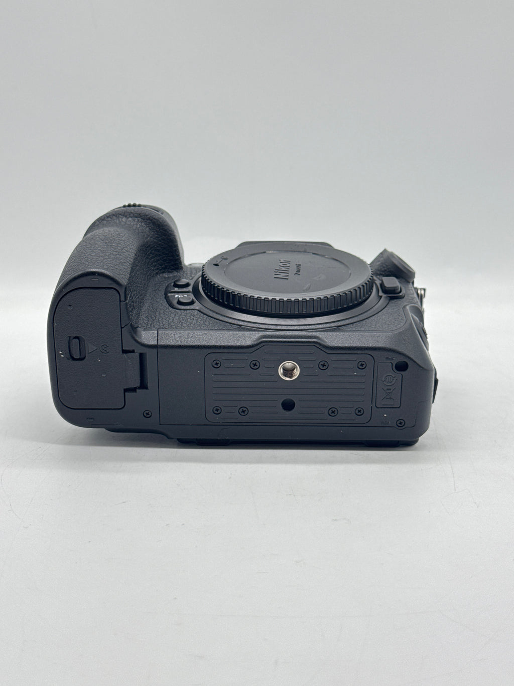 Nikon Z8 45.7MP Mirrorless Body Only Black - Used