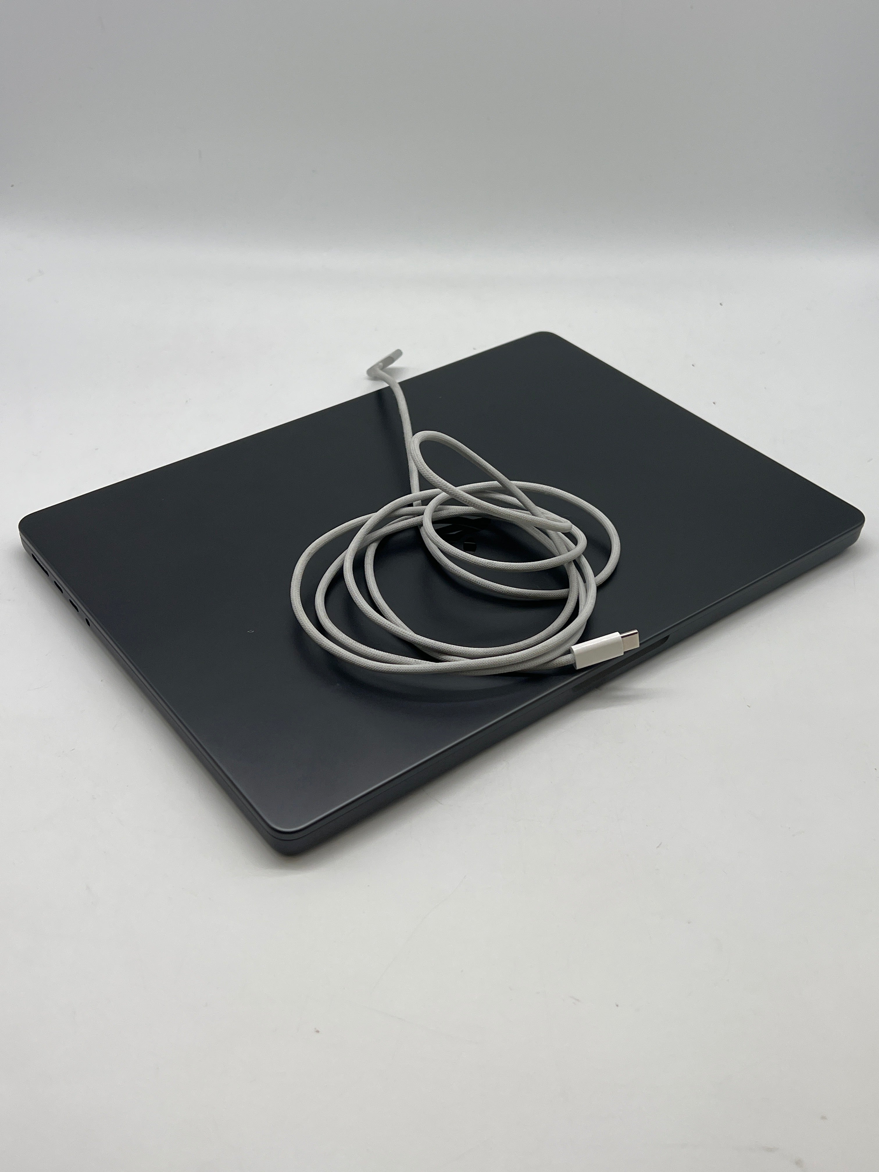 Apple MacBook Pro 14" M4 16GB RAM 512GB SSD - Used