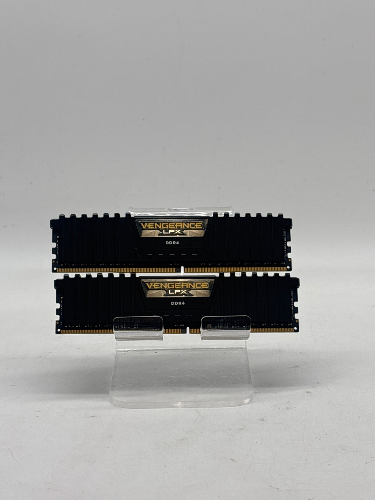 CORSAIR Vengeance LPX 32GB (2x16GB) DDR4 3200MHz CMK32GX4M2E3200C16 Black - Used