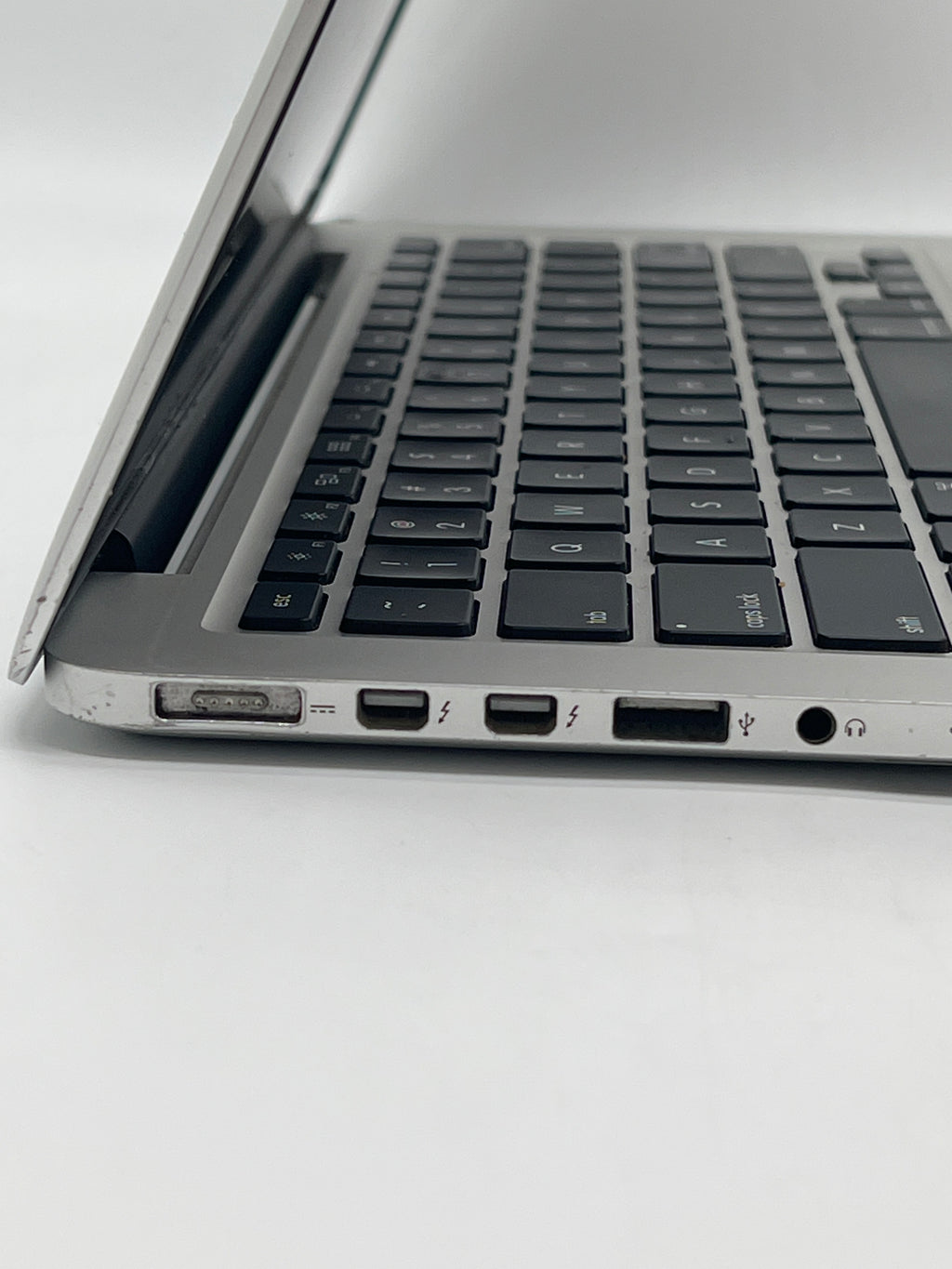 Apple MacBook Pro 13" A1502 i5 4GB RAM 128GB Flash Storage - For Parts (Service Battery)