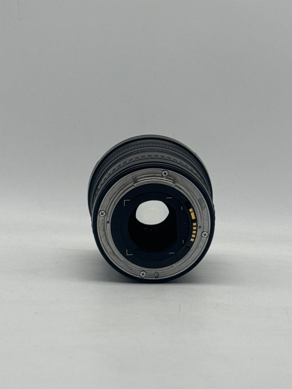 Canon EF 17-40mm f/4 17-40mm f/4 L USM Auto & Manual Lens