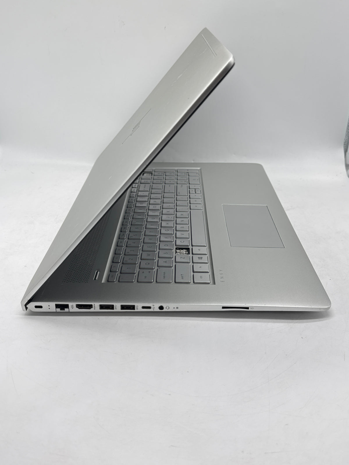 HP Envy 17-ae165nr 17" Laptop Core i7 8550U 8GB RAM 1TB HDD - For Parts