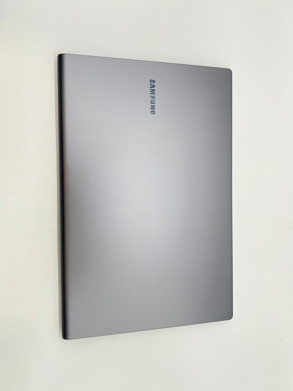 Samsung Galaxy Book S SM-W767V 13.3" Touch Snapdragon 8CX 8GB RAM 256GB SSD