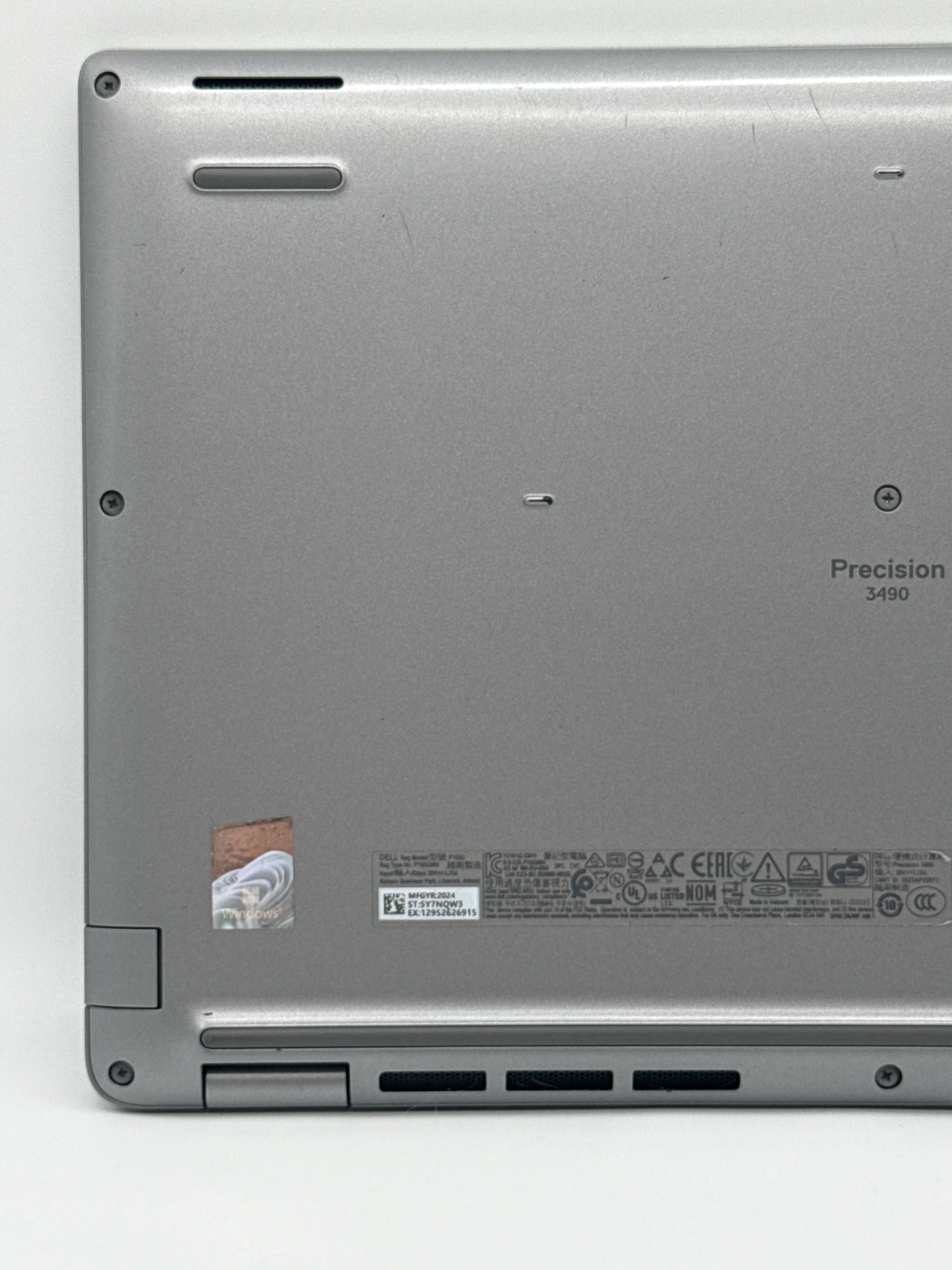 Dell Precision 3490 Ultra 7 155H 16GB RAM 512GB SSD (Remotely Managed)