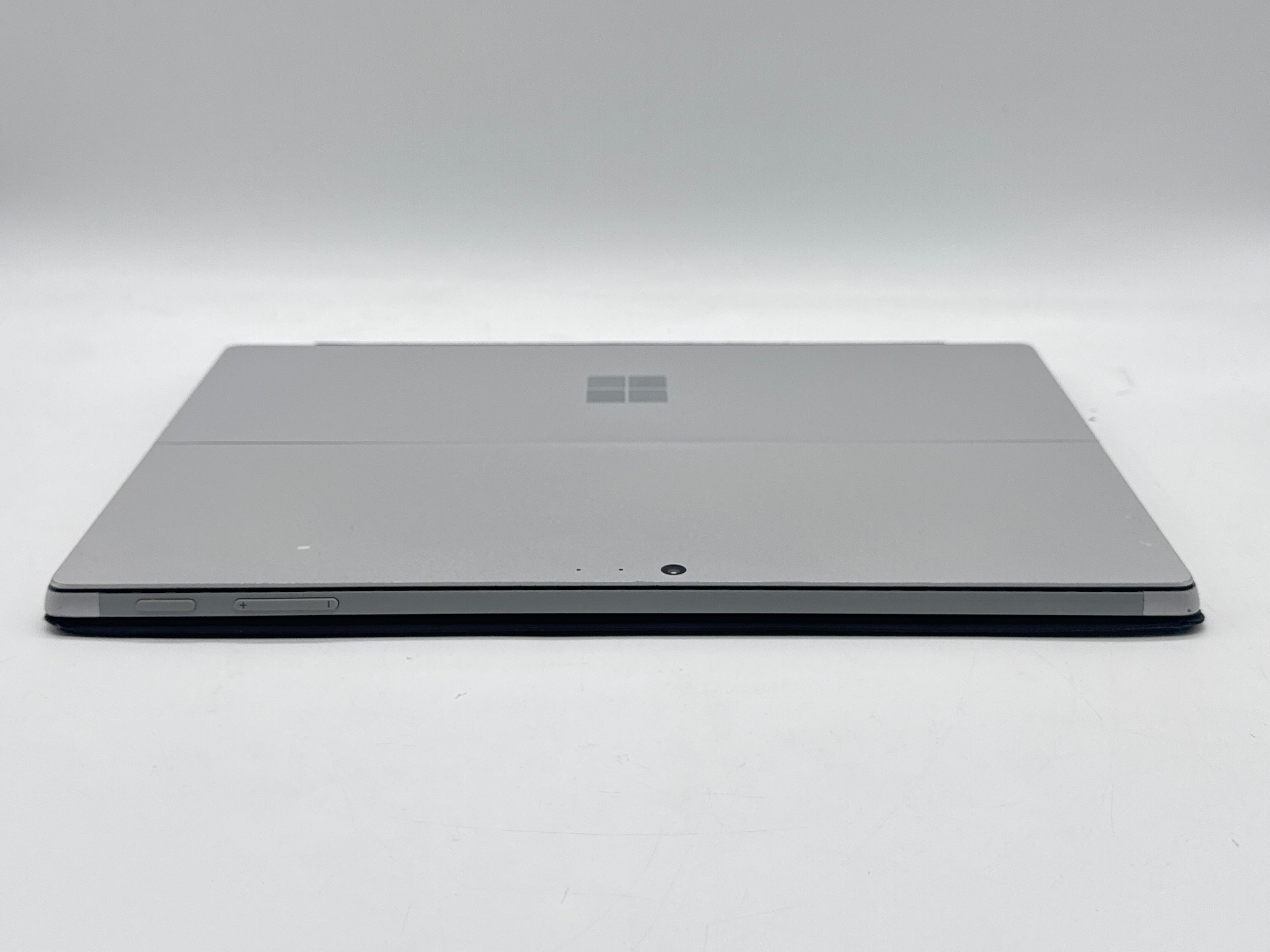 Microsoft Surface Pro 5 1796 i5-8350U 8GB RAM 256GB SSD - Bad Battery