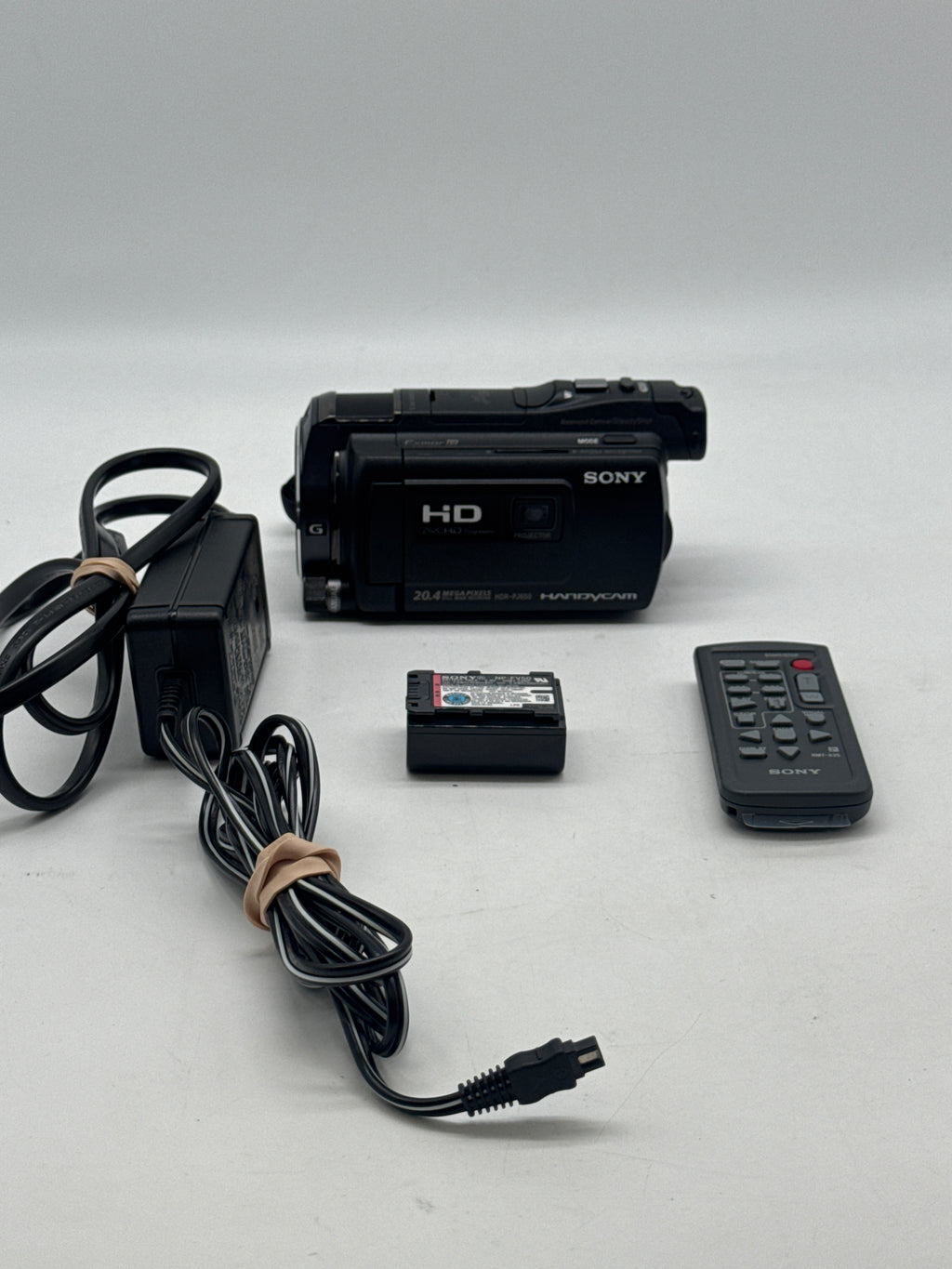 Sony HDR-PJ650V Full HD Camcorder 32GB Wi-Fi GPS Projector W/Cables