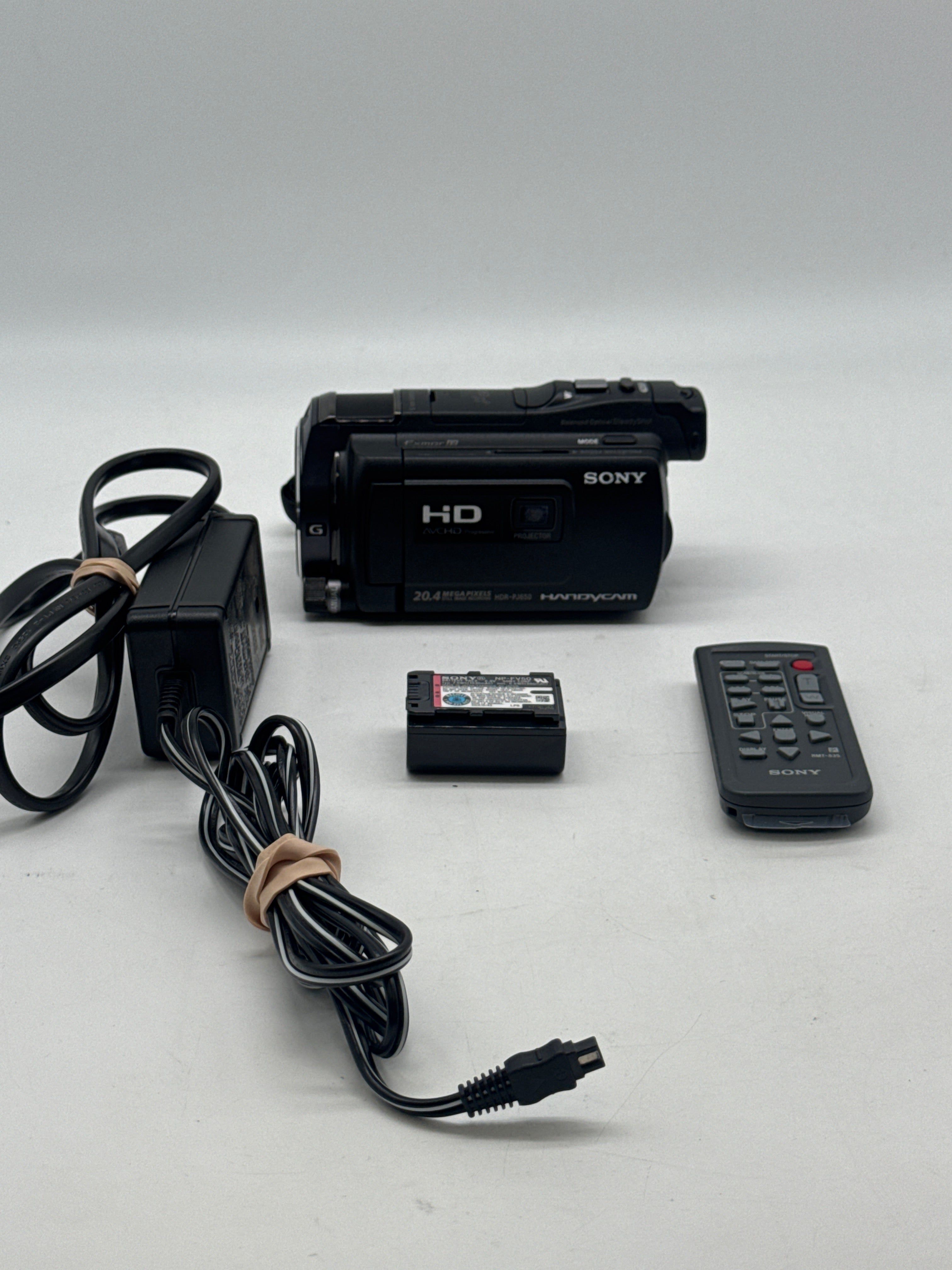 Sony HDR-PJ650V Full HD Camcorder 32GB Wi-Fi GPS Projector W/Cables
