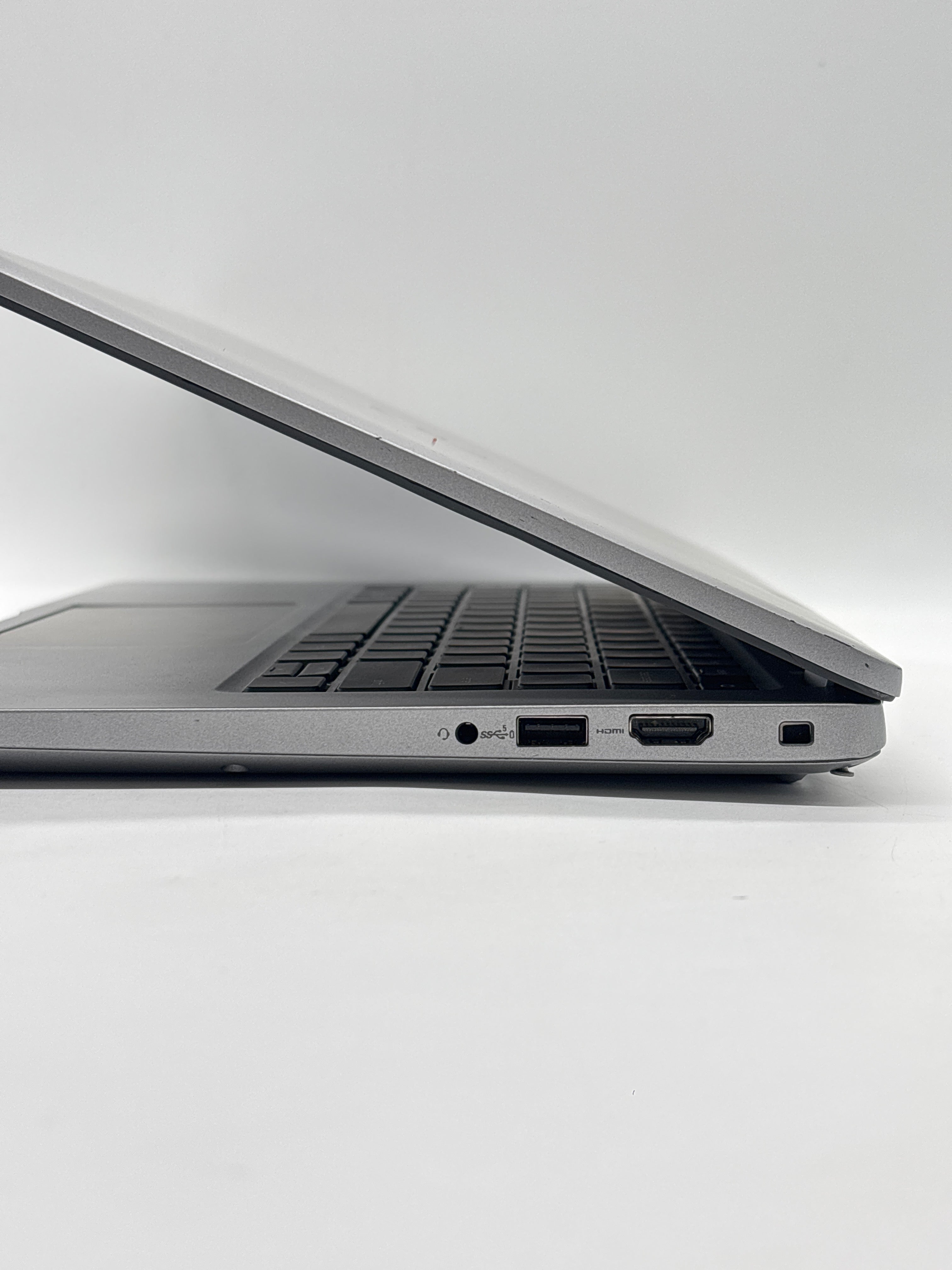 Dell Latitude 5440 Touch i5-1350P 16GB RAM 1TB SSD - For Parts (Read DESC)