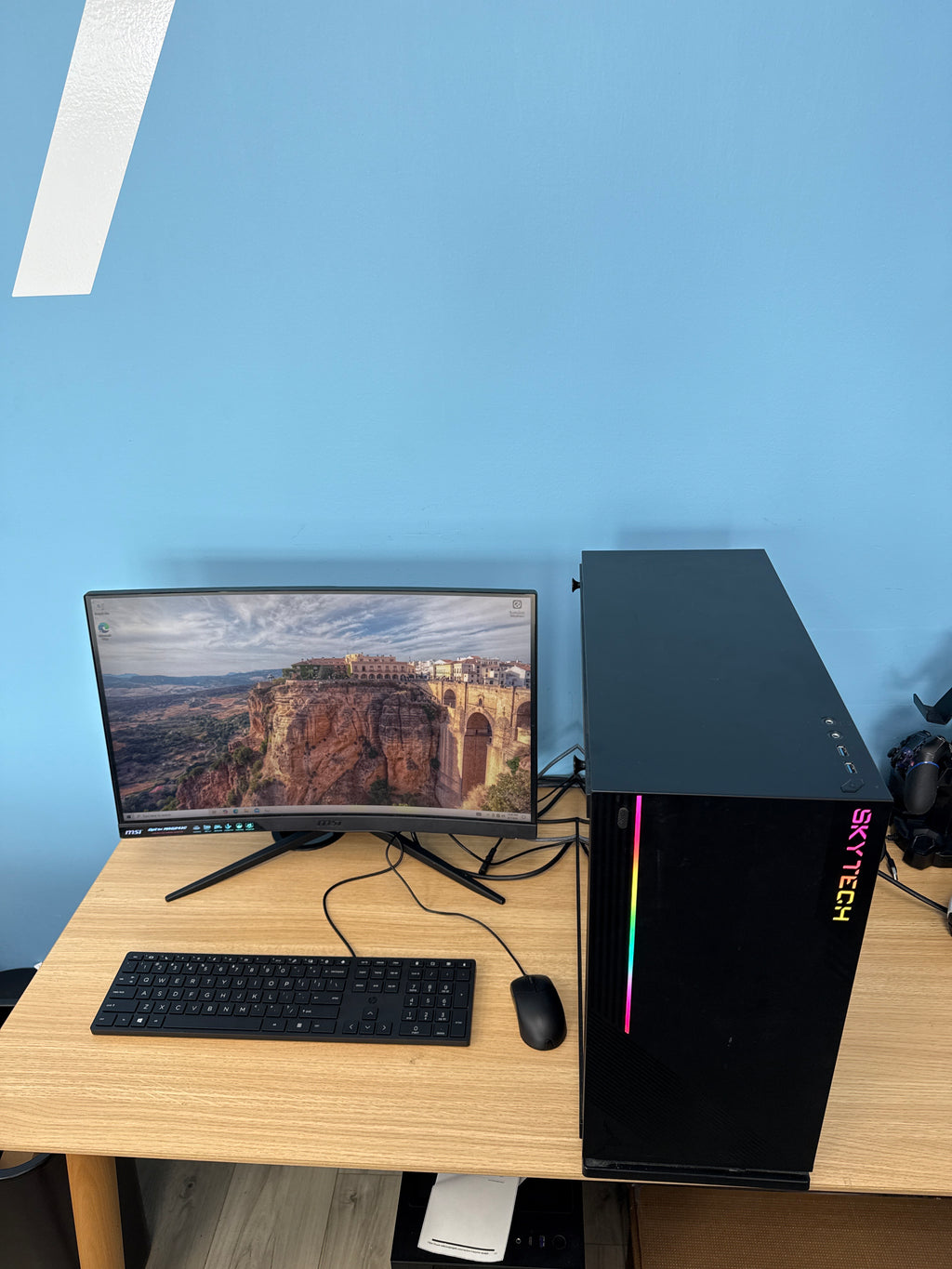 Skytech Gaming PC Ryzen 5 3600 16GB RAM 1TB SSD RTX 3070 8GB Black
