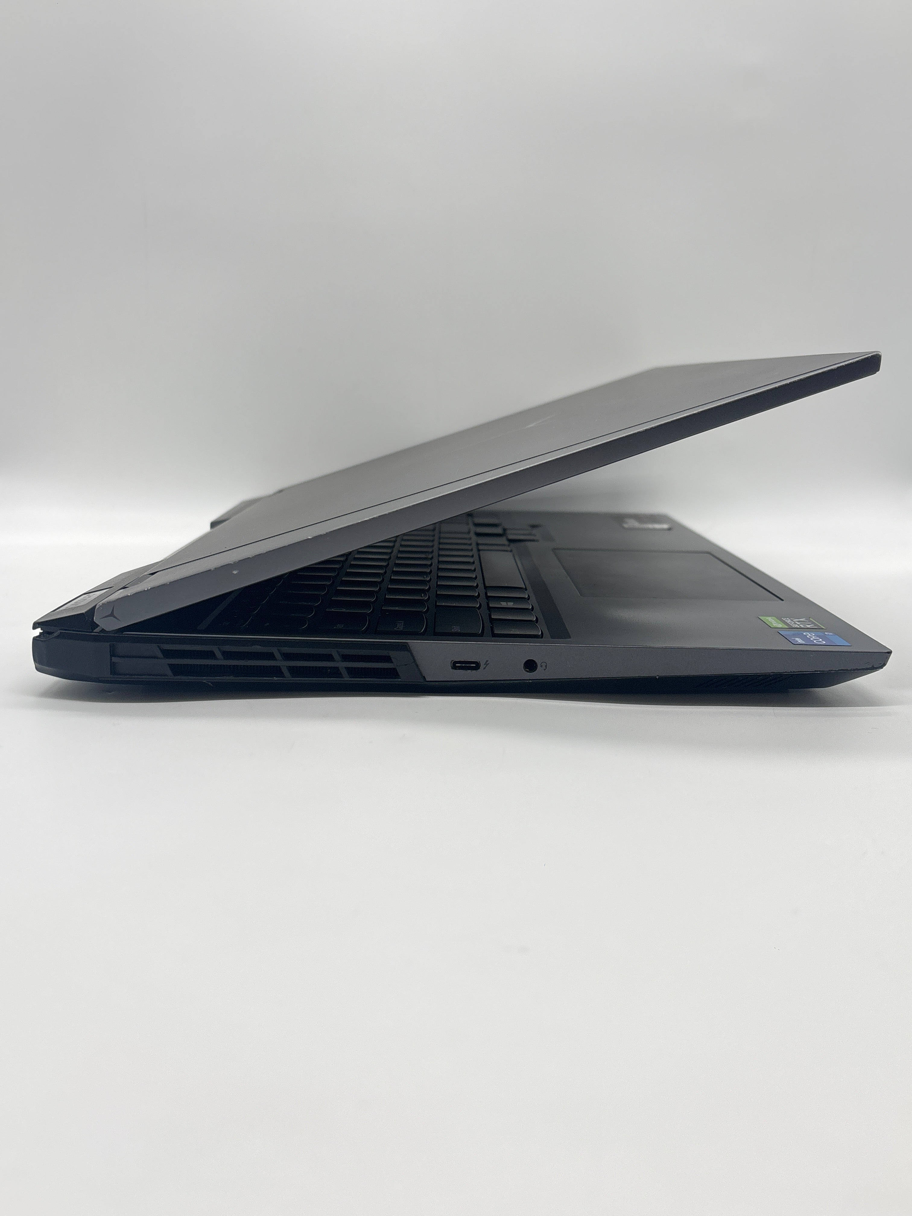 Lenovo Legion 5 Pro 16ITH6H i7-11800H 32GB RAM 2TB SSD GeForce RTX 3070