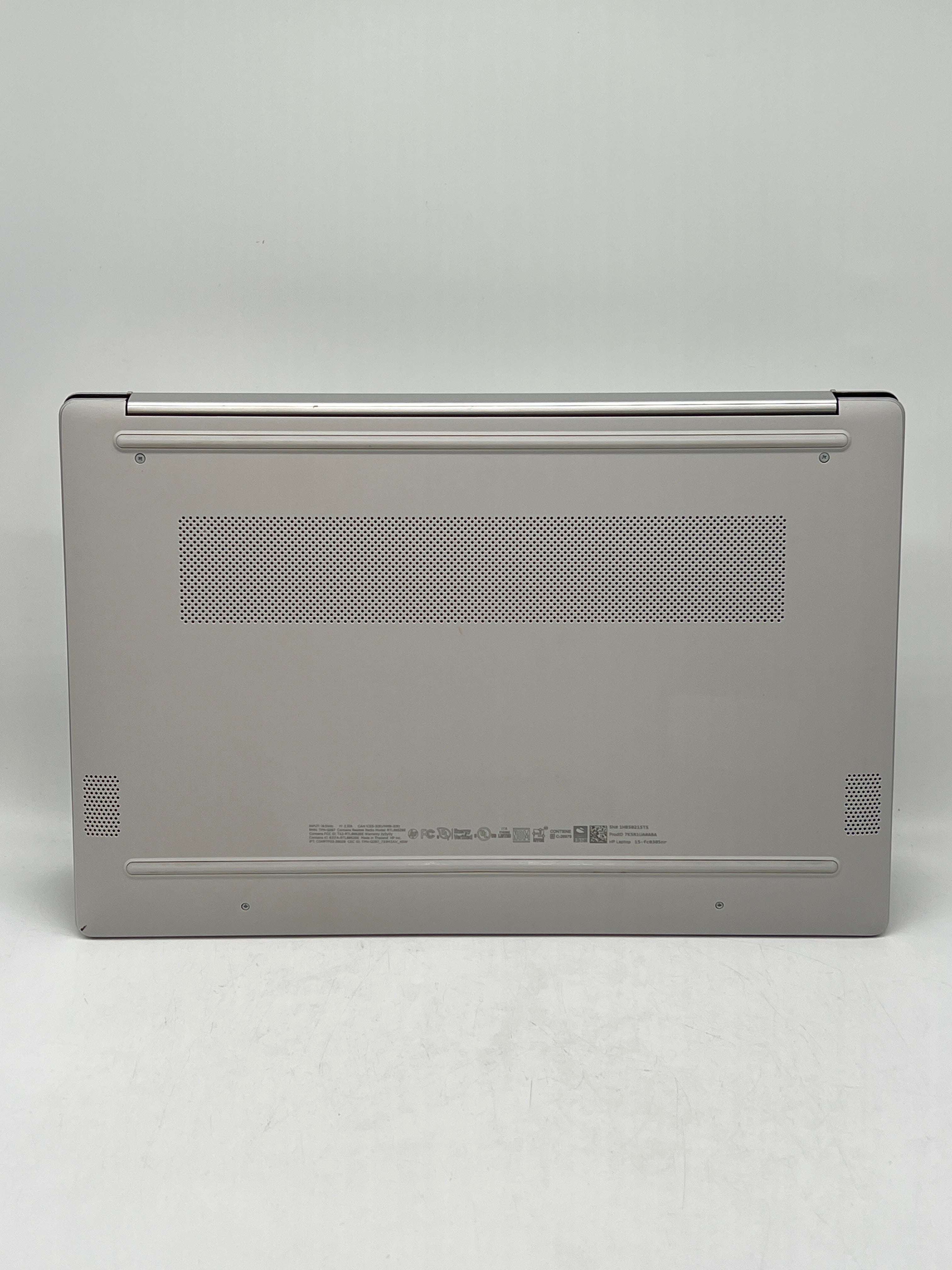 HP 15-fc0305nr 15.6" AMD Ryzen 5 7520U 8GB RAM 512GB SSD Silver - Used