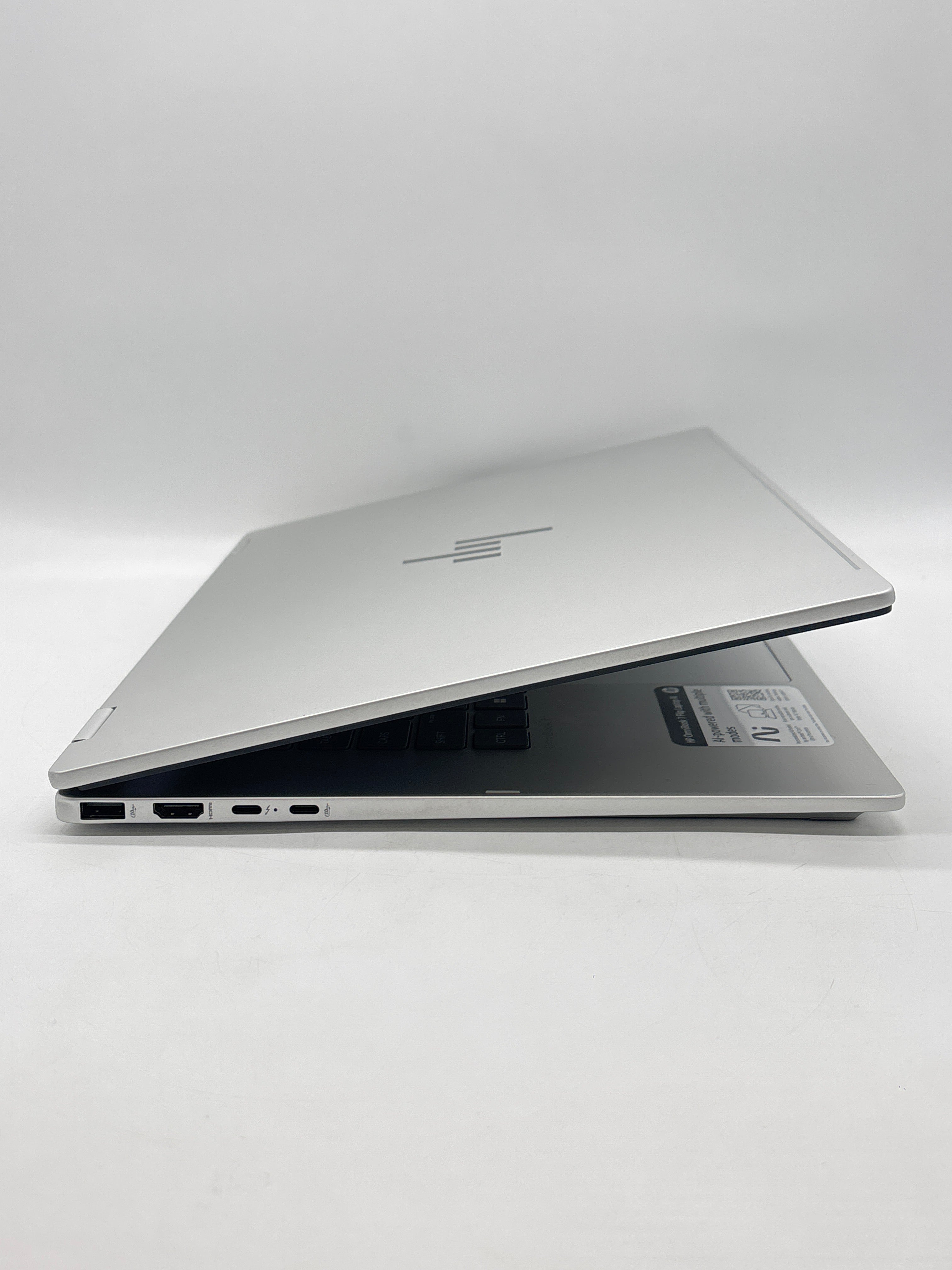 HP OmniBook 7 16-au0001nr Flip Ultra 7 256V 16GB RAM 1TB SSD Silver