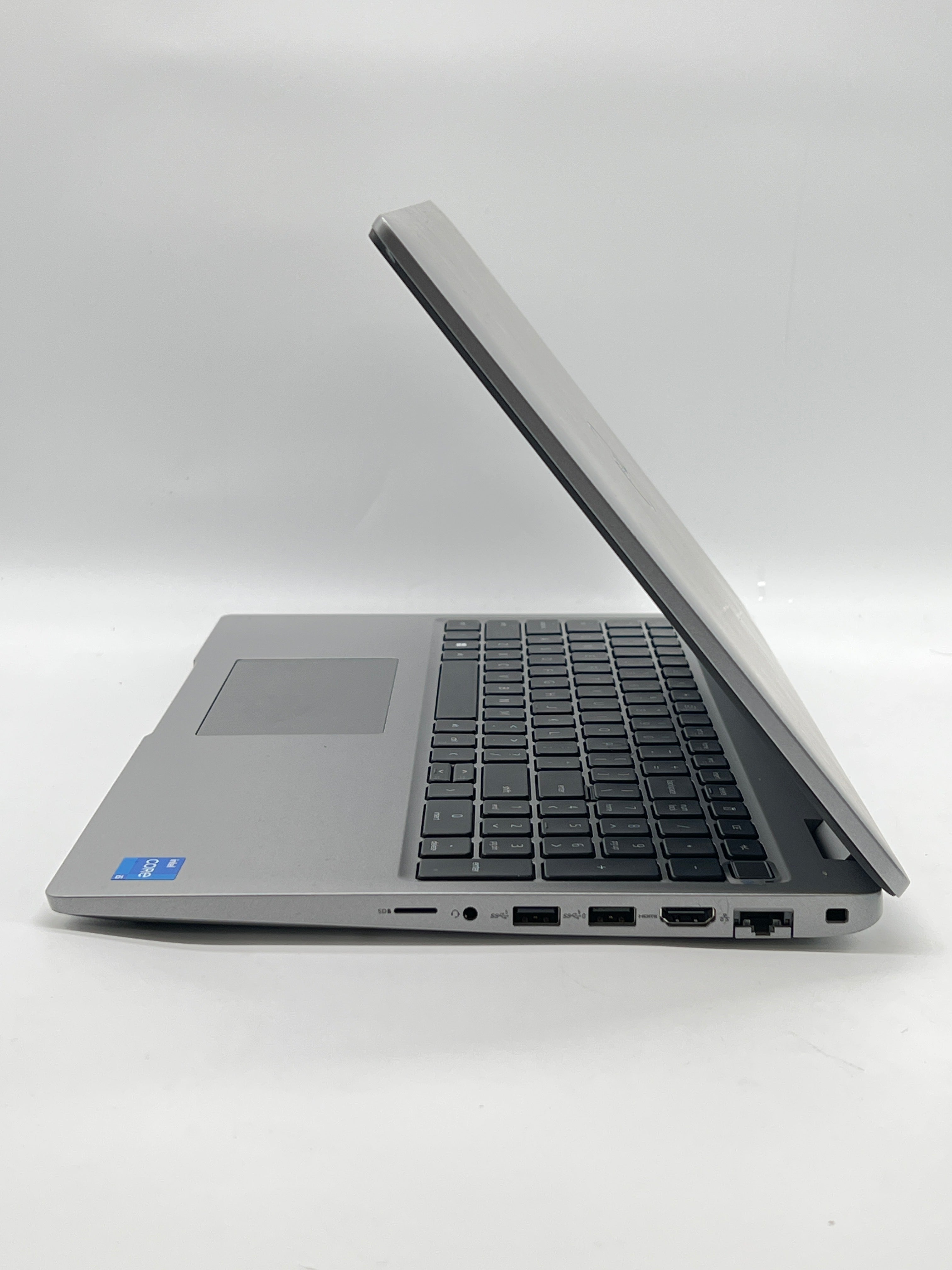 Dell Latitude 5540 i5-1345U 16GB RAM 256GB SSD - Used