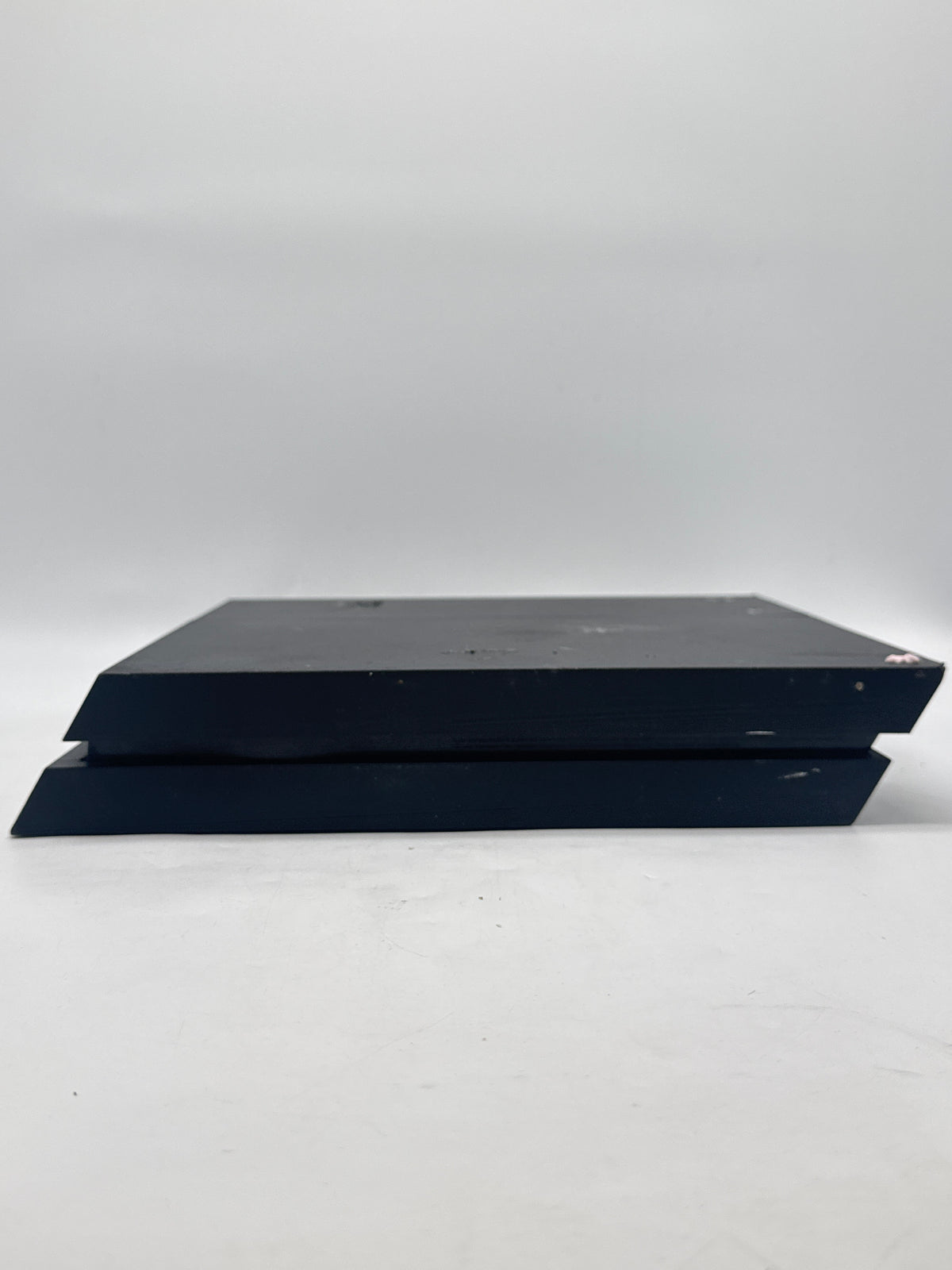 Sony PlayStation 4 CUH-1215A 500GB w/ 2 Controllers Black - Used