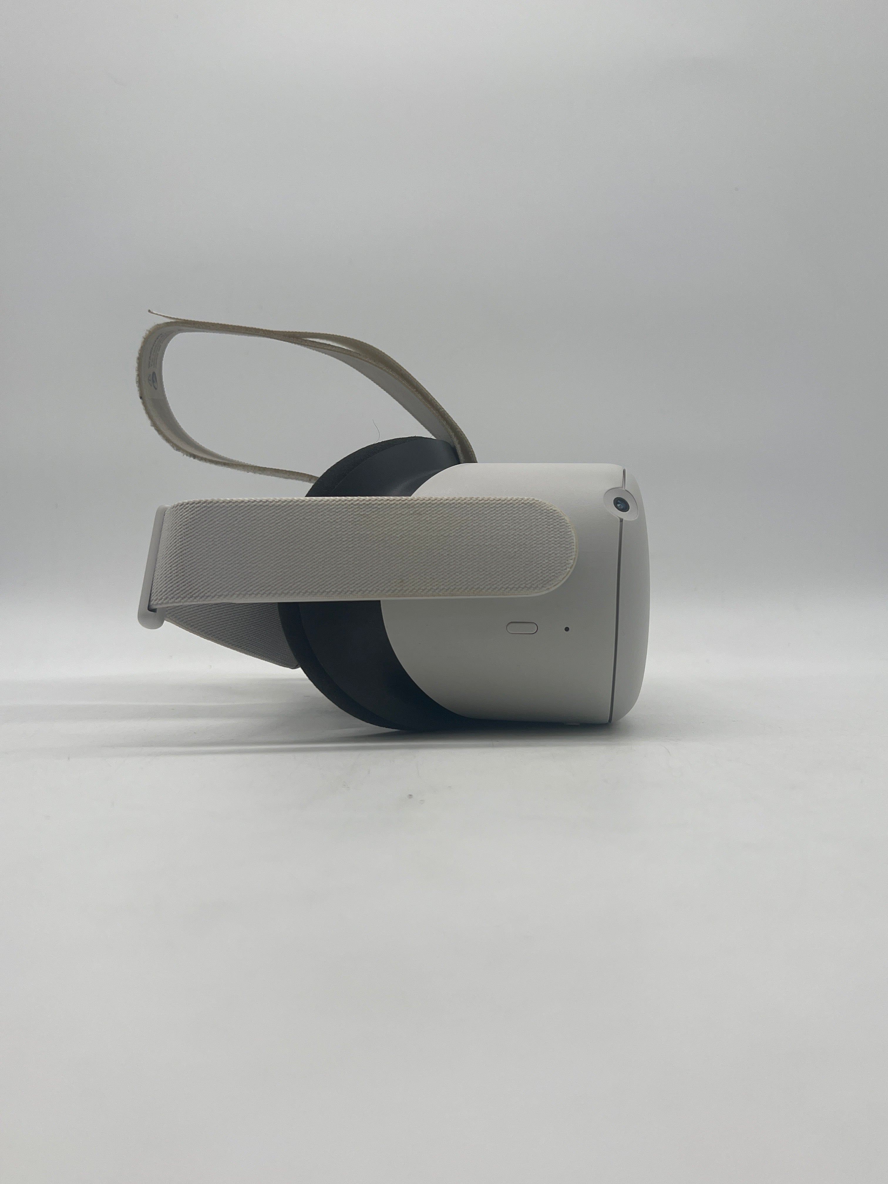Oculus Quest 2 VR Headset 128 GB White Standalone - Used