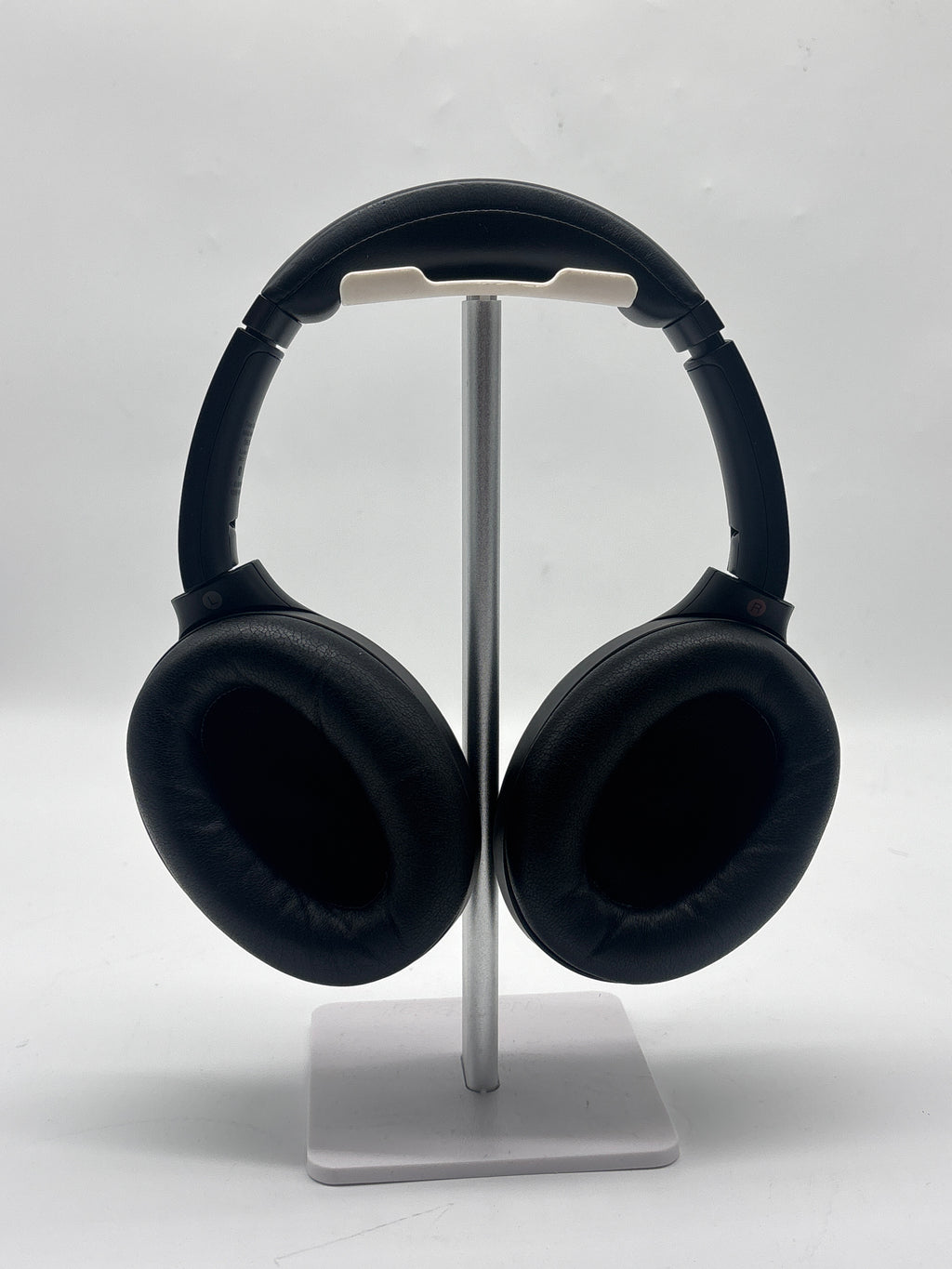 Sony WH-1000XM3 Over-Ear Headphones - Black - Used With Box